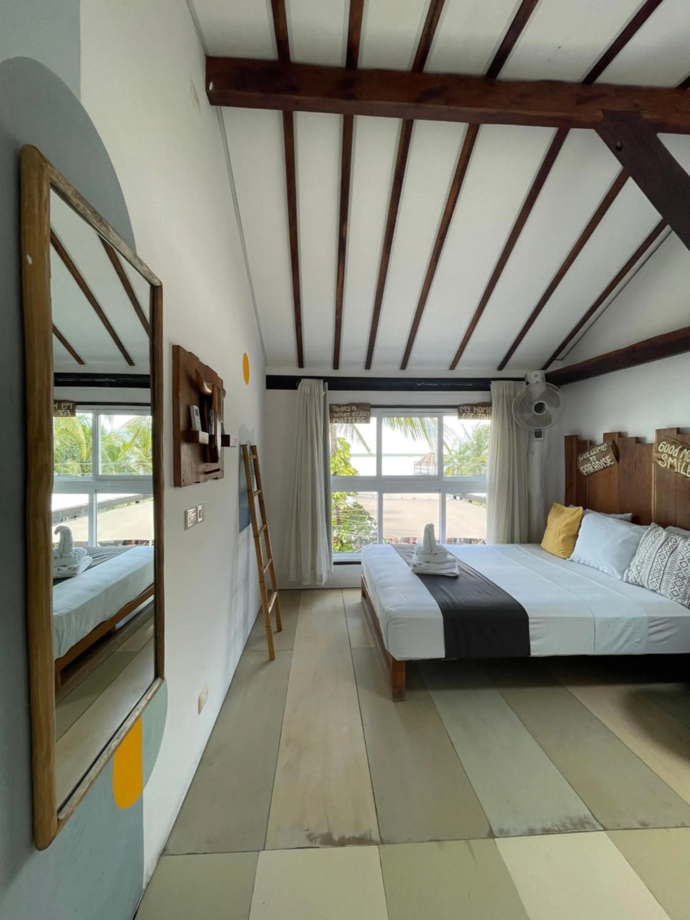 Bed in The Yak Lake House - Hostal Bacalar