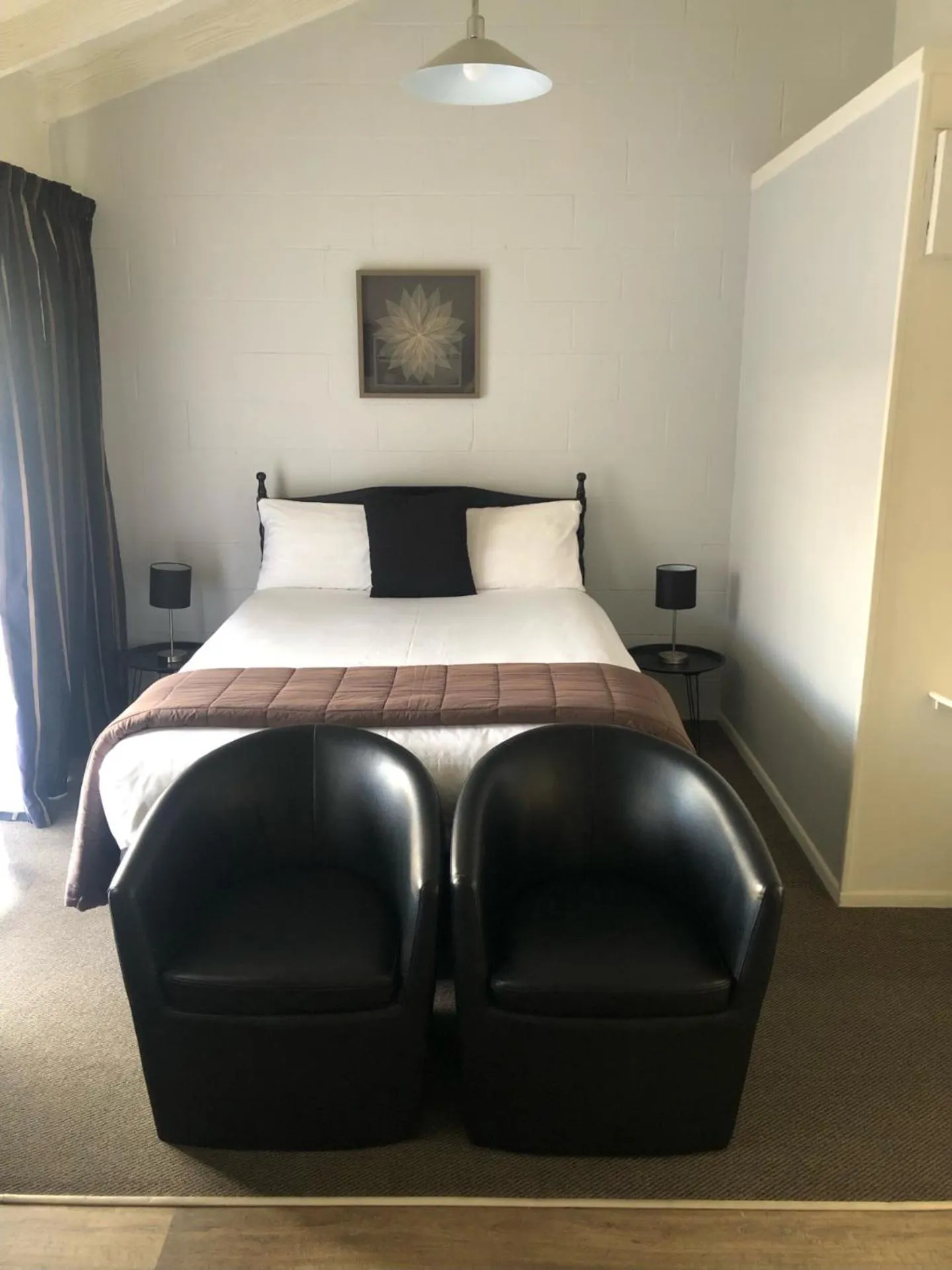 Bed in Rosetown Motel