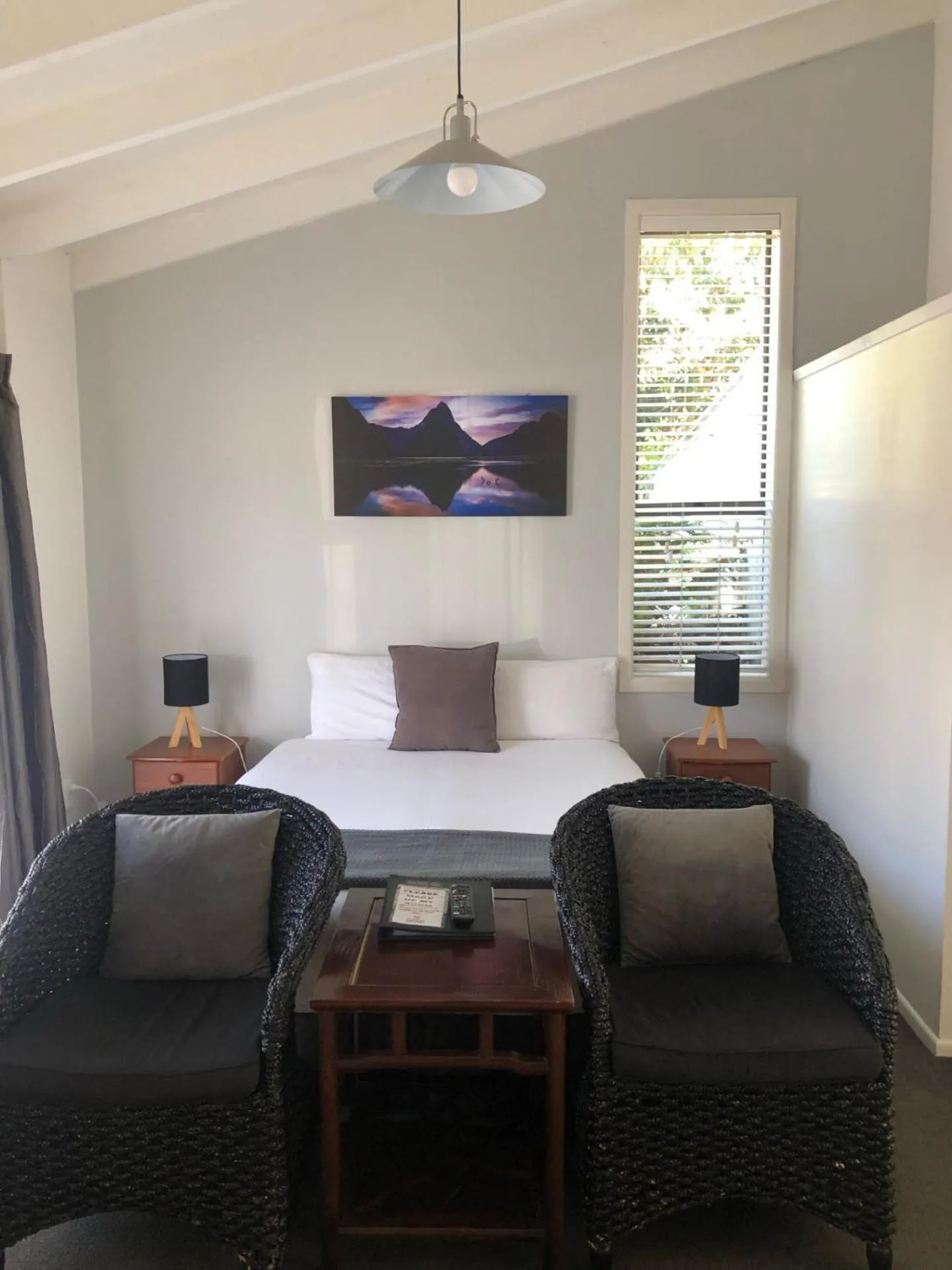 Bed in Rosetown Motel