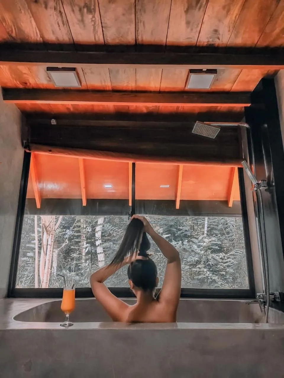 Property building in Kandy Cabana