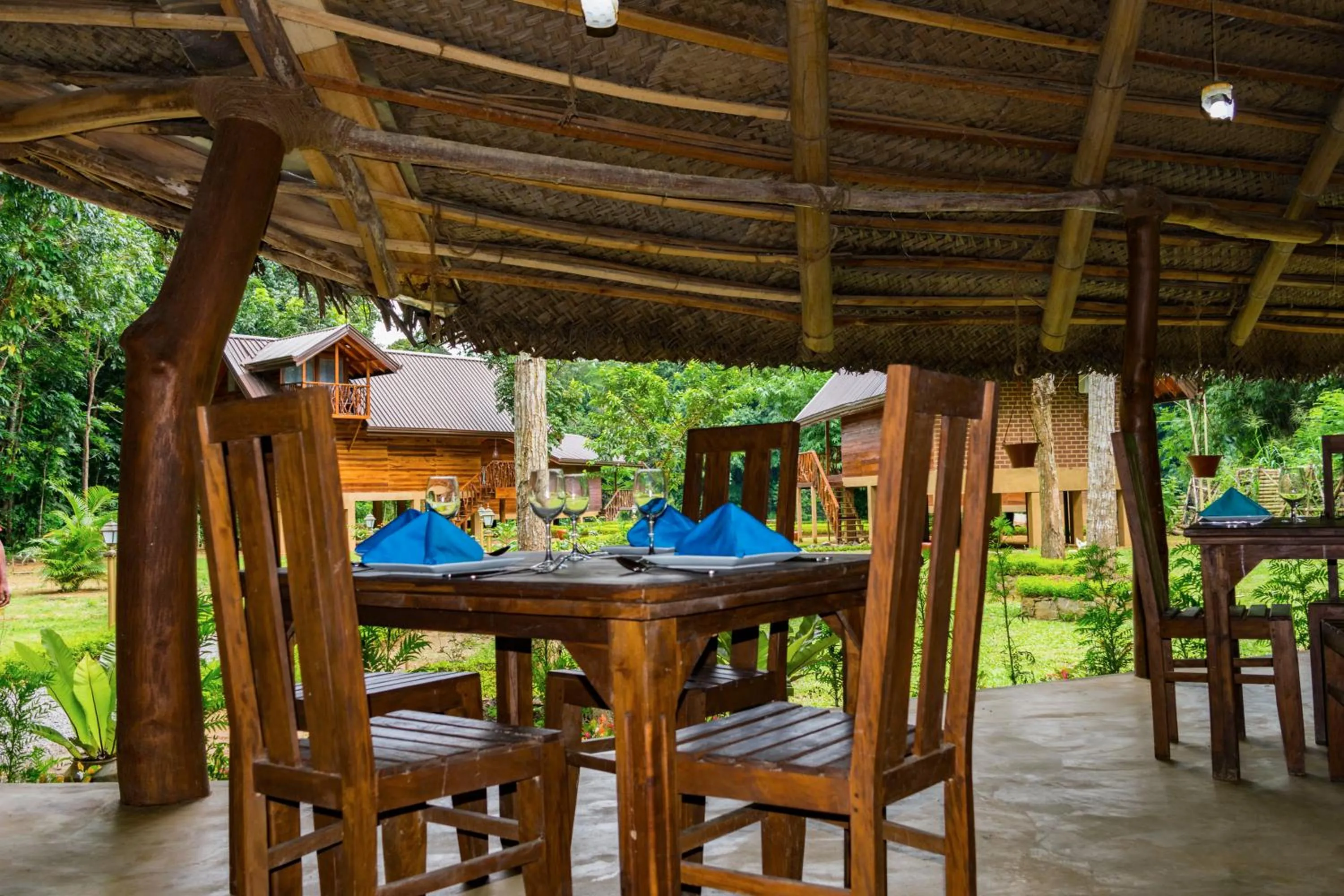 Restaurant/places to eat in Kandy Cabana