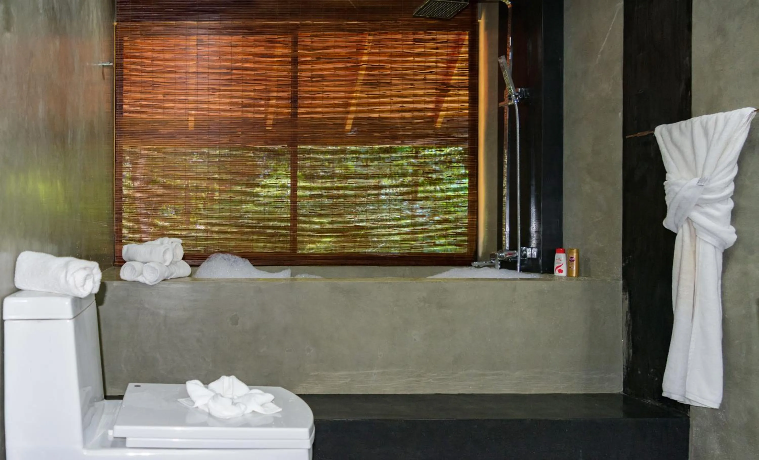 Bathroom in Kandy Cabana