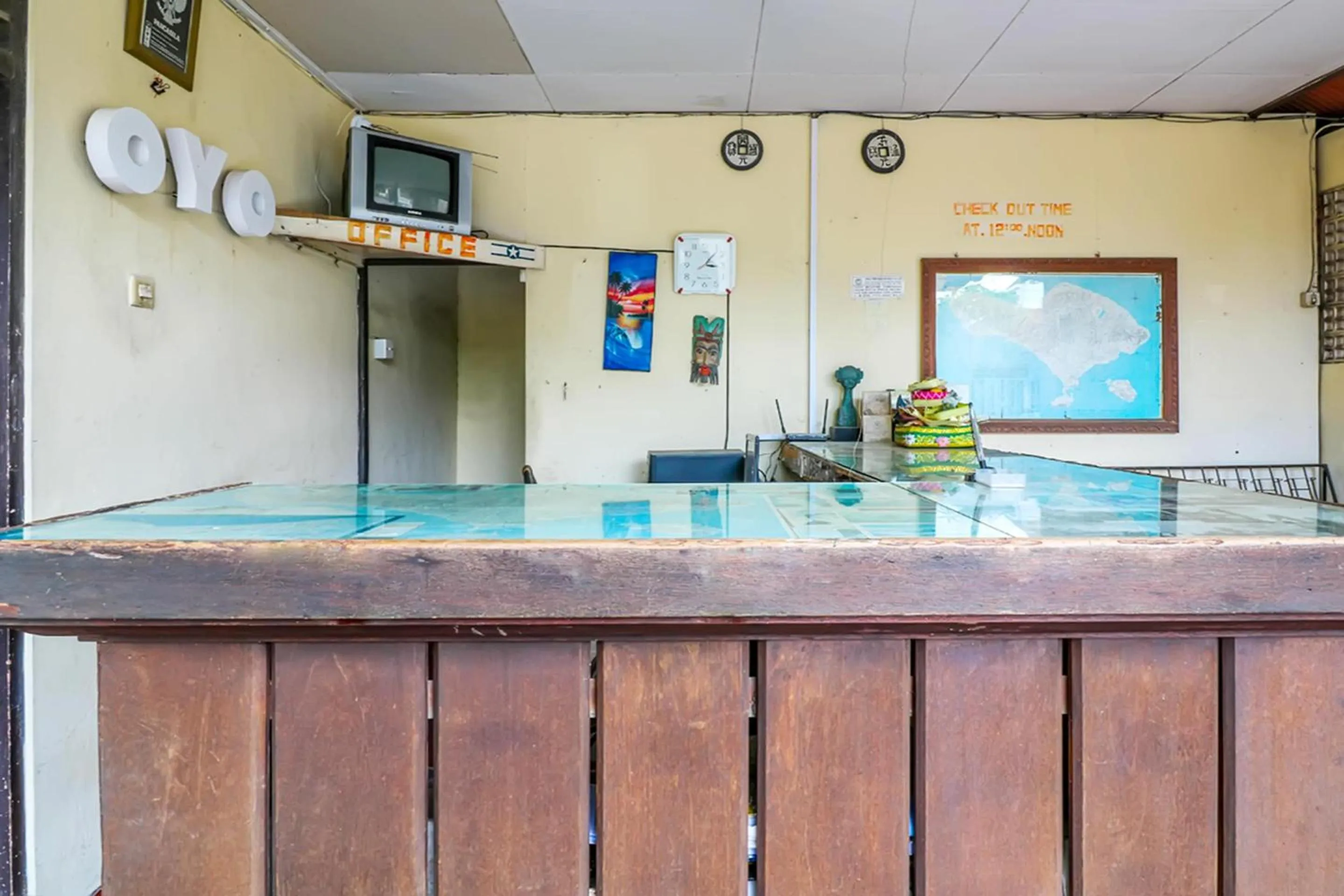 Lobby or reception in Super OYO 1654 Maha Bharata Kuta Inn