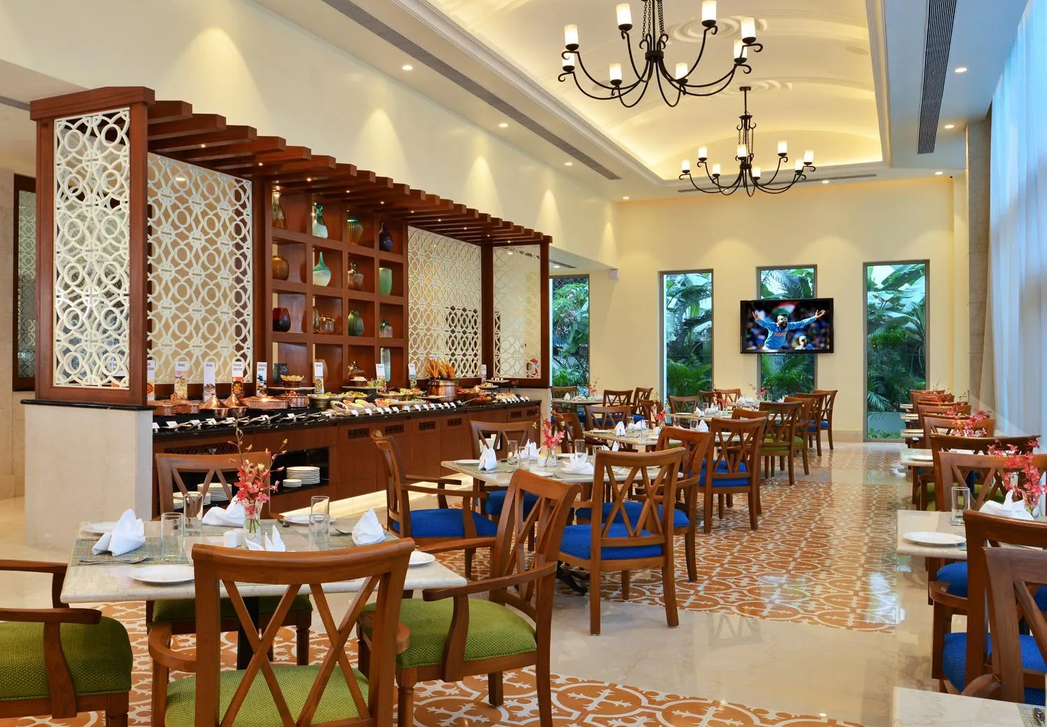 Restaurant/places to eat in Fortune Miramar, Goa - Member ITC Hotels' Group