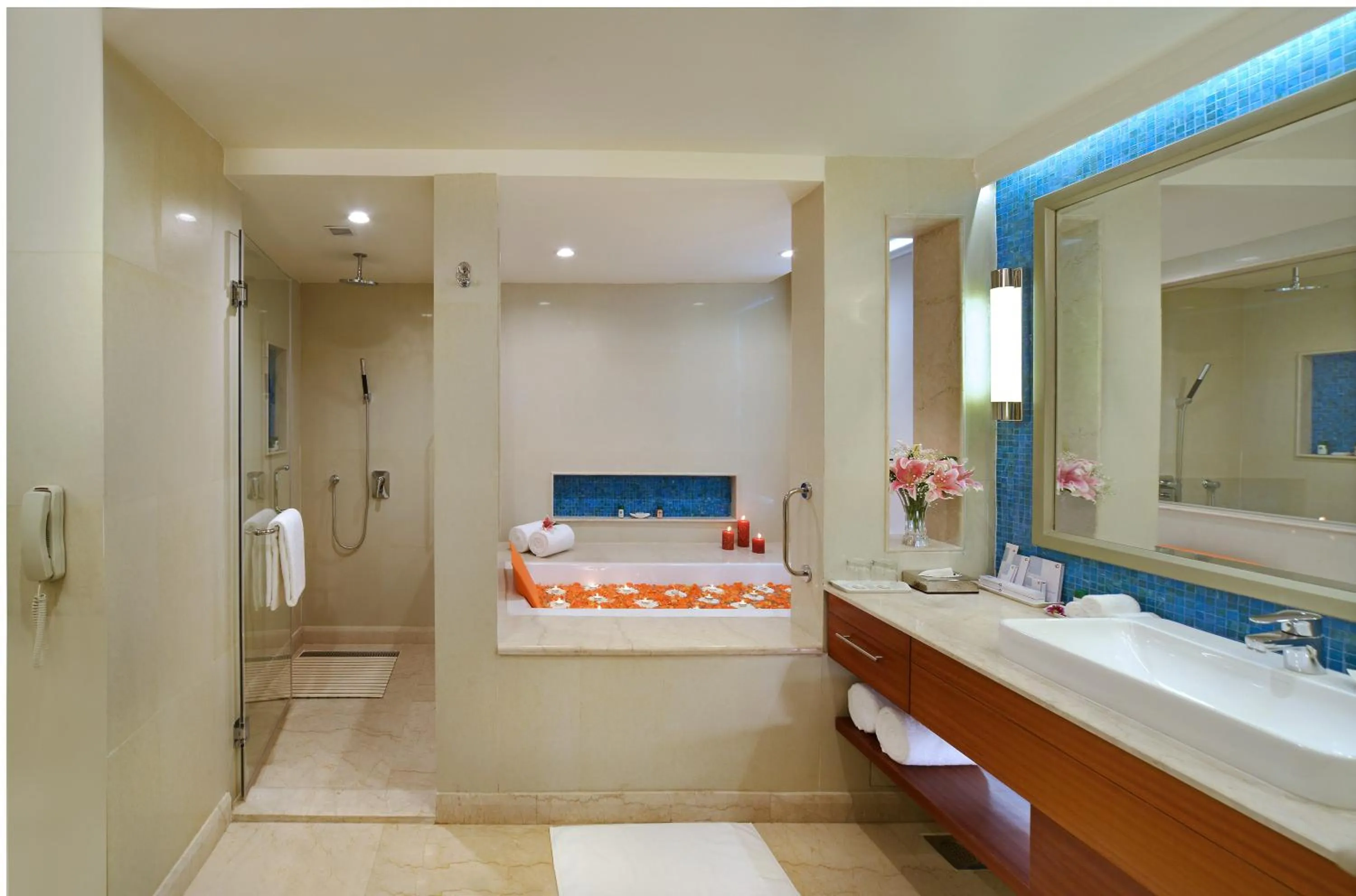Bathroom, Bed in Fortune Miramar, Goa - Member ITC Hotels' Group