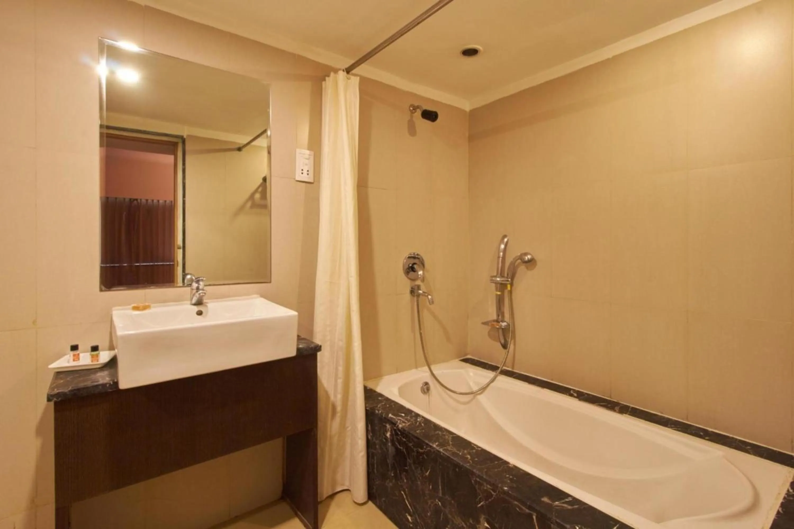 Bathroom in Gis Select Banjara Hill