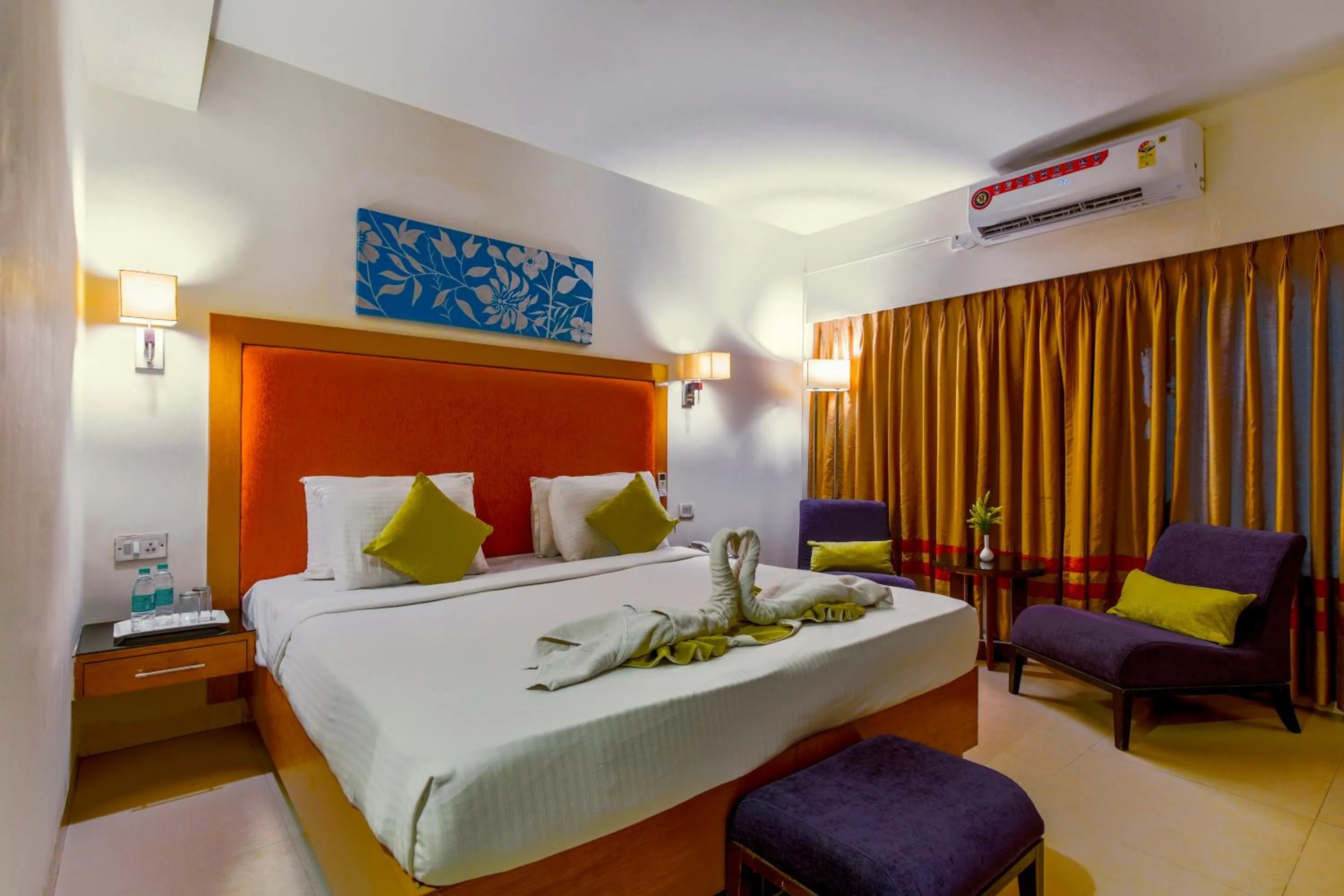 Bed in Gis Select Banjara Hill