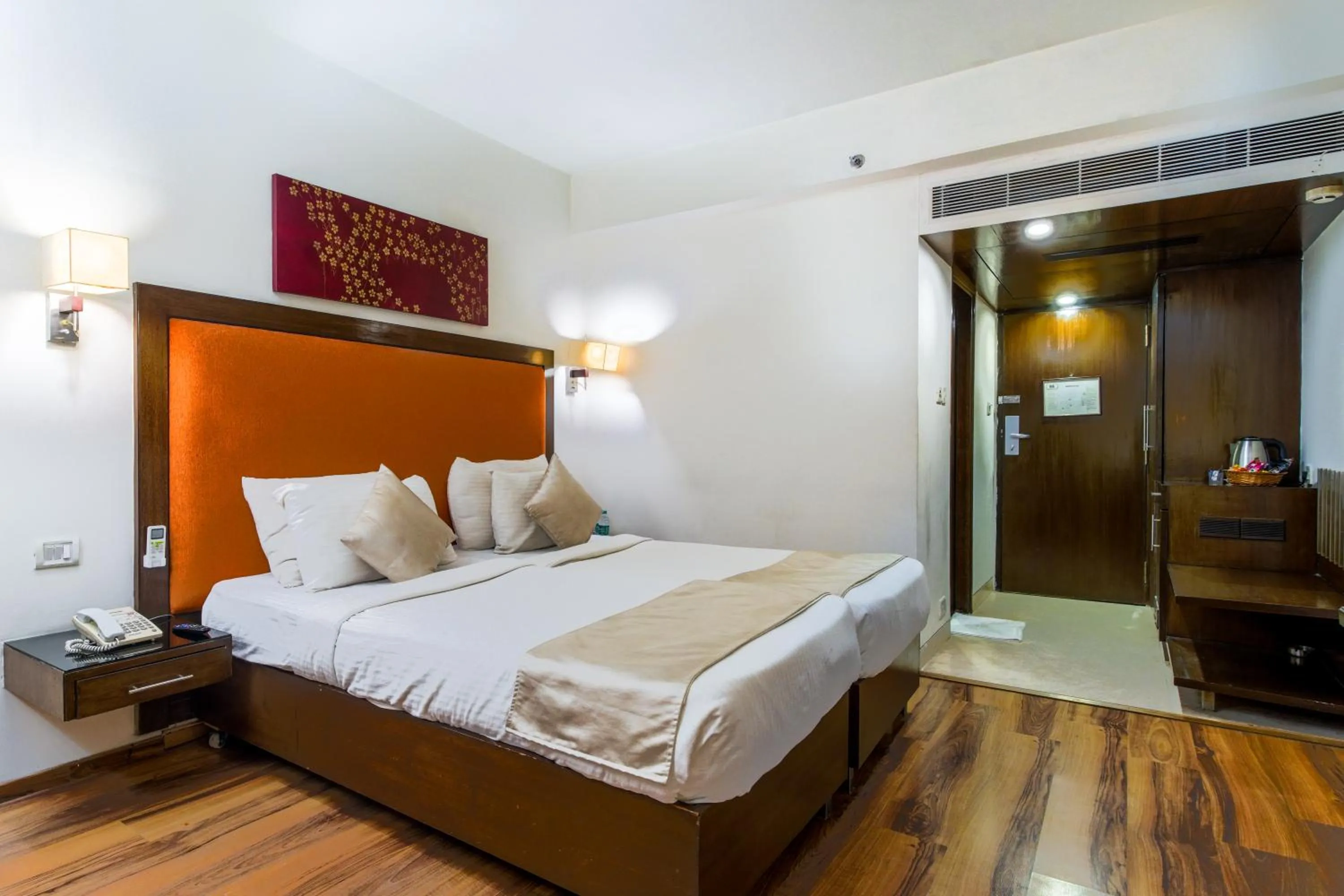 Bed in Gis Select Banjara Hill