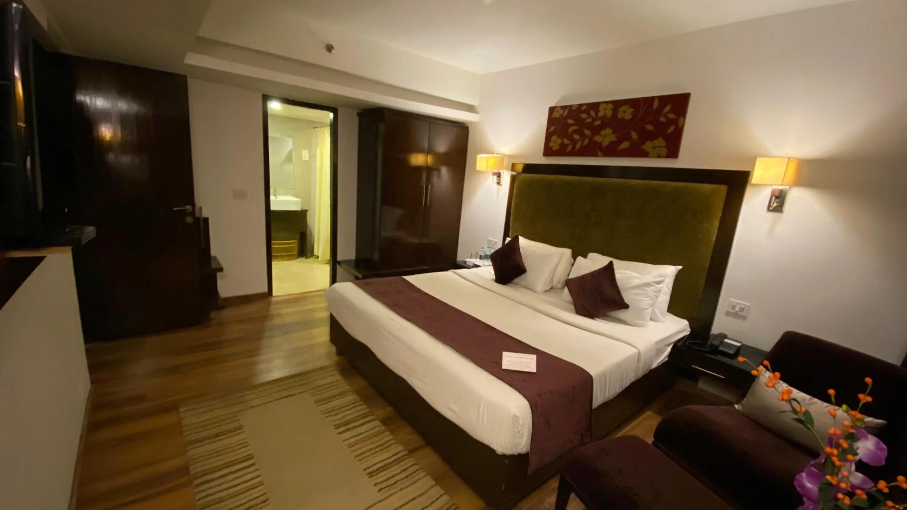 Bed in Gis Select Banjara Hill