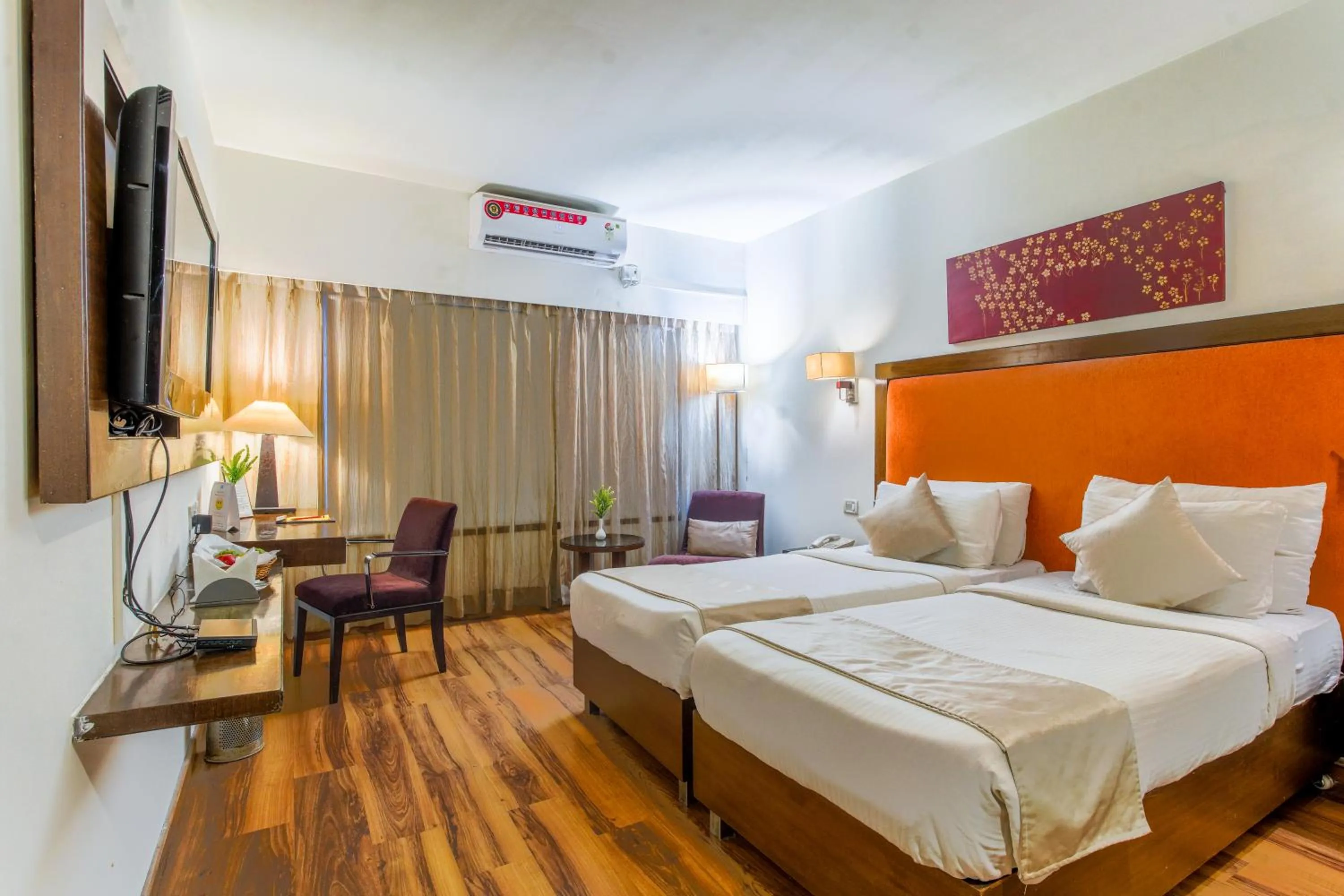 Bed in Gis Select Banjara Hill