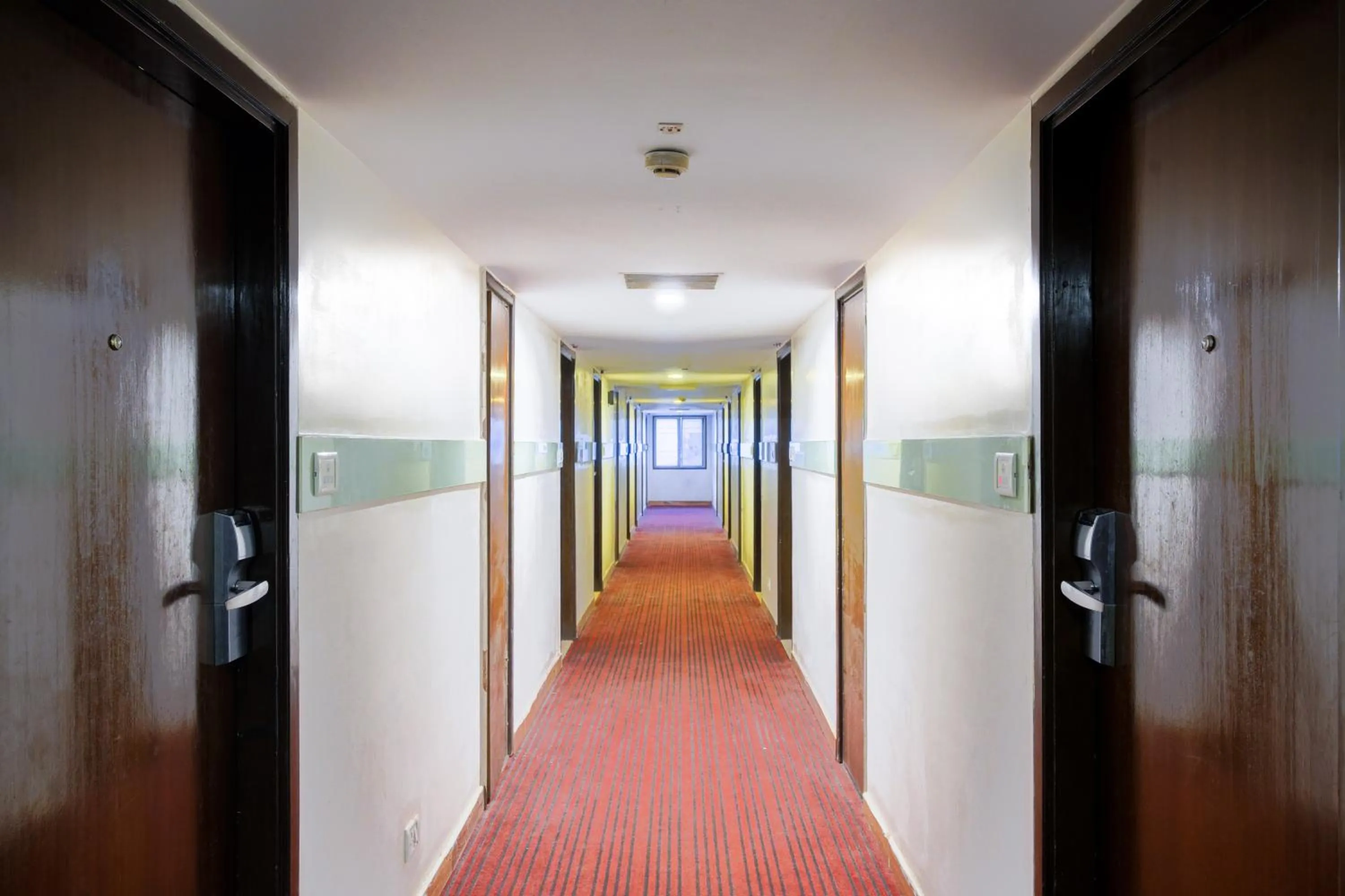 Gis Select Banjara Hill