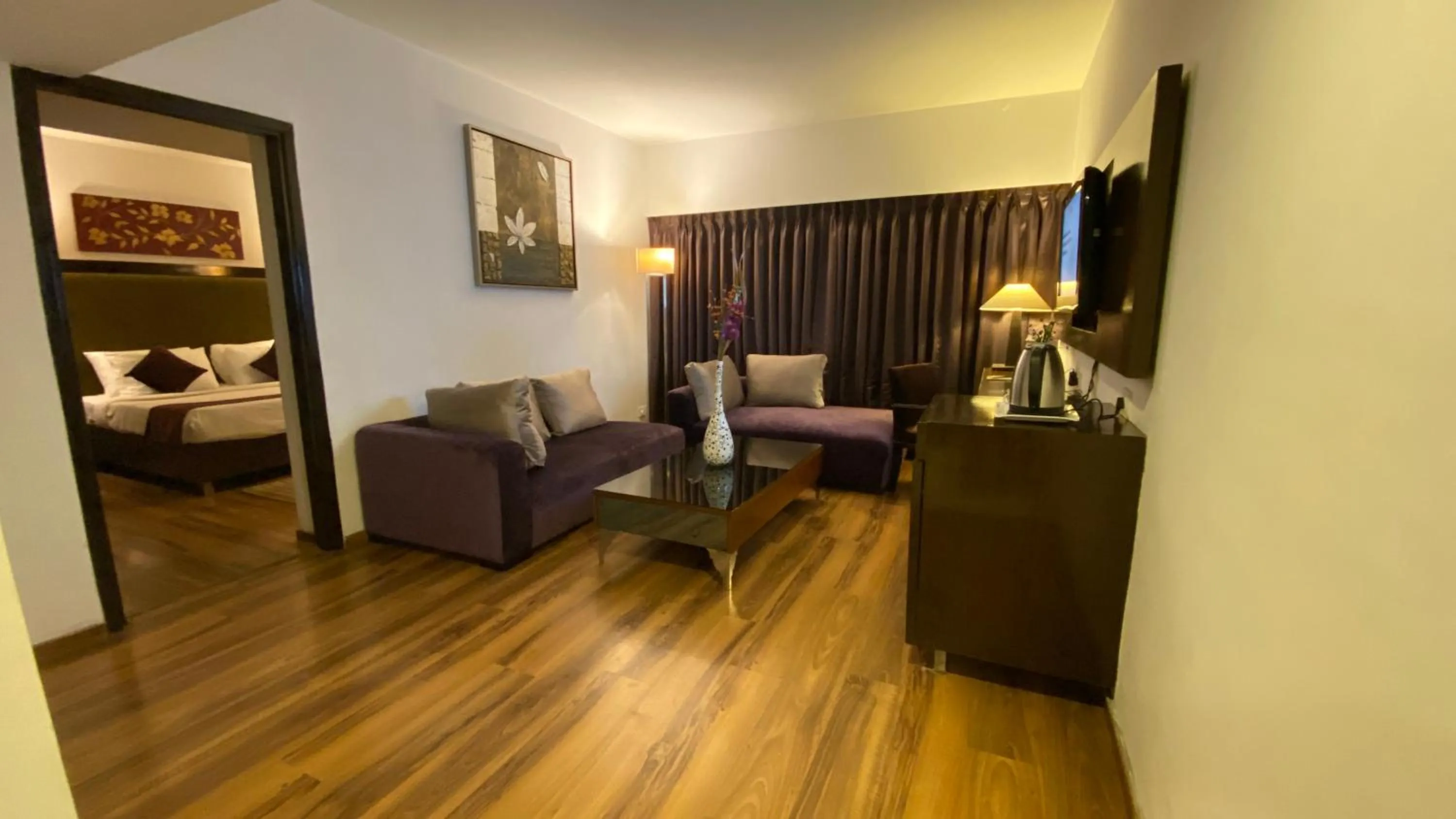 Living room, Bed in Gis Select Banjara Hill