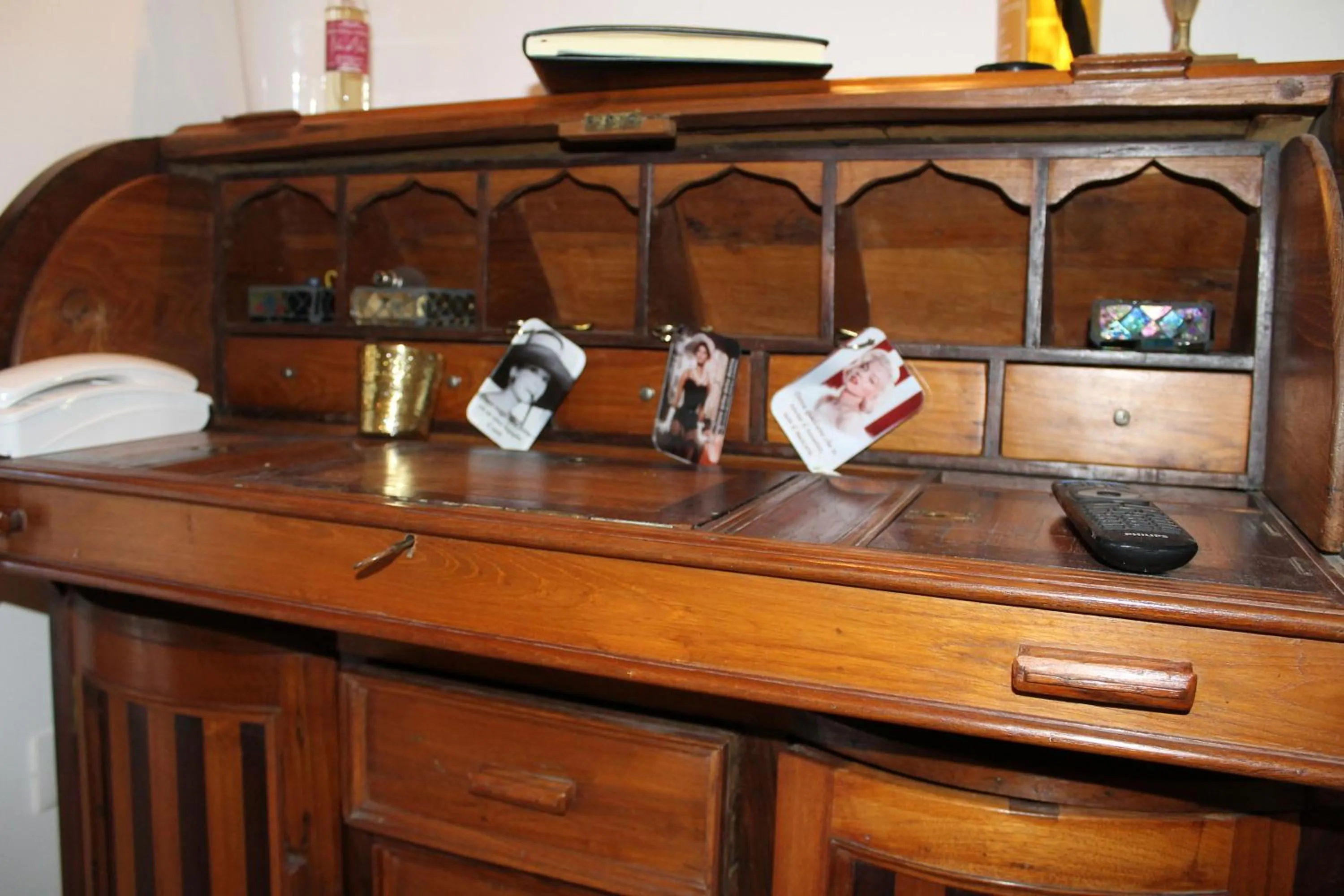 Communal lounge/ TV room in Torre Tresca B&B