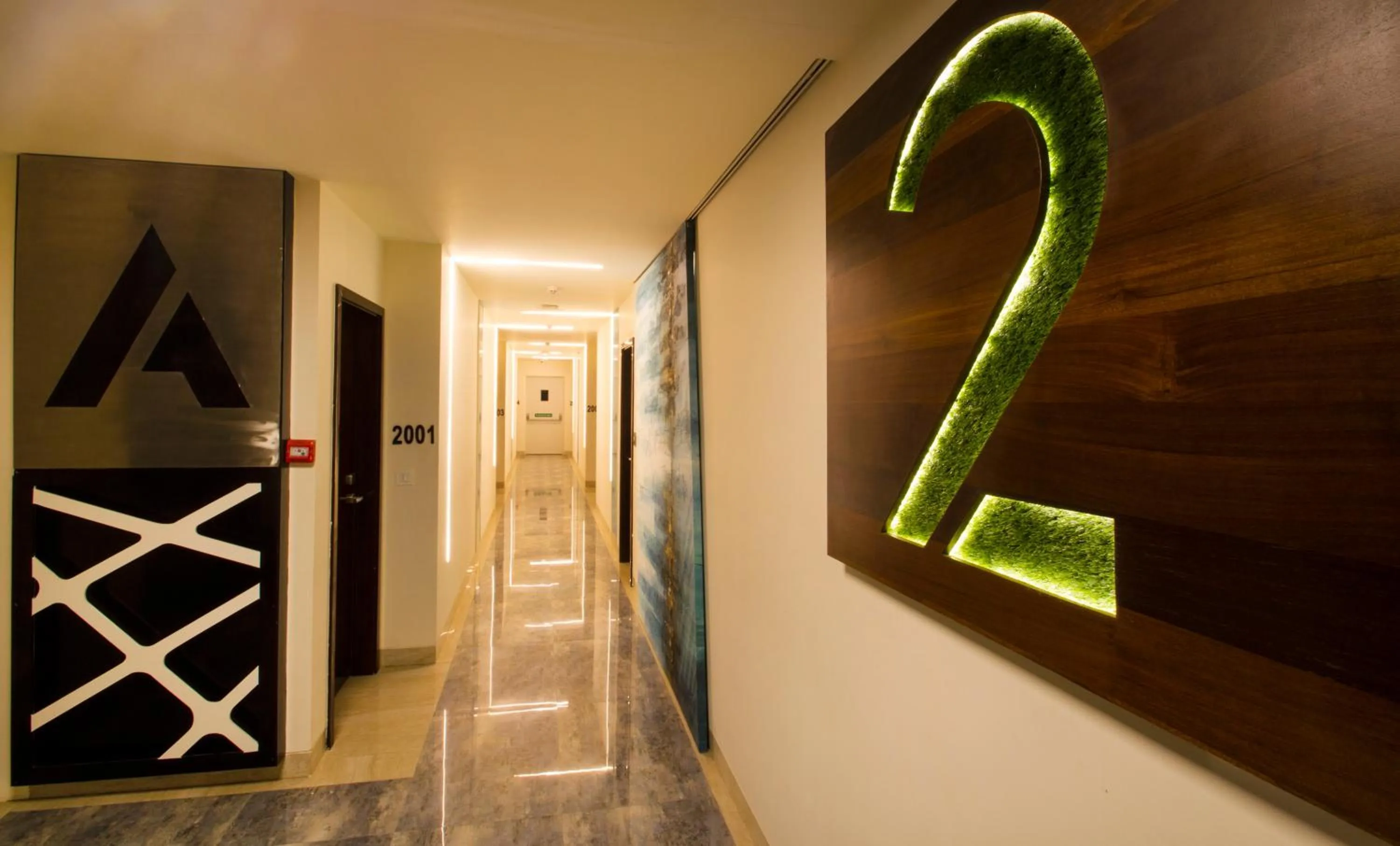 Night in Art Boutique Hotel Gachibowli