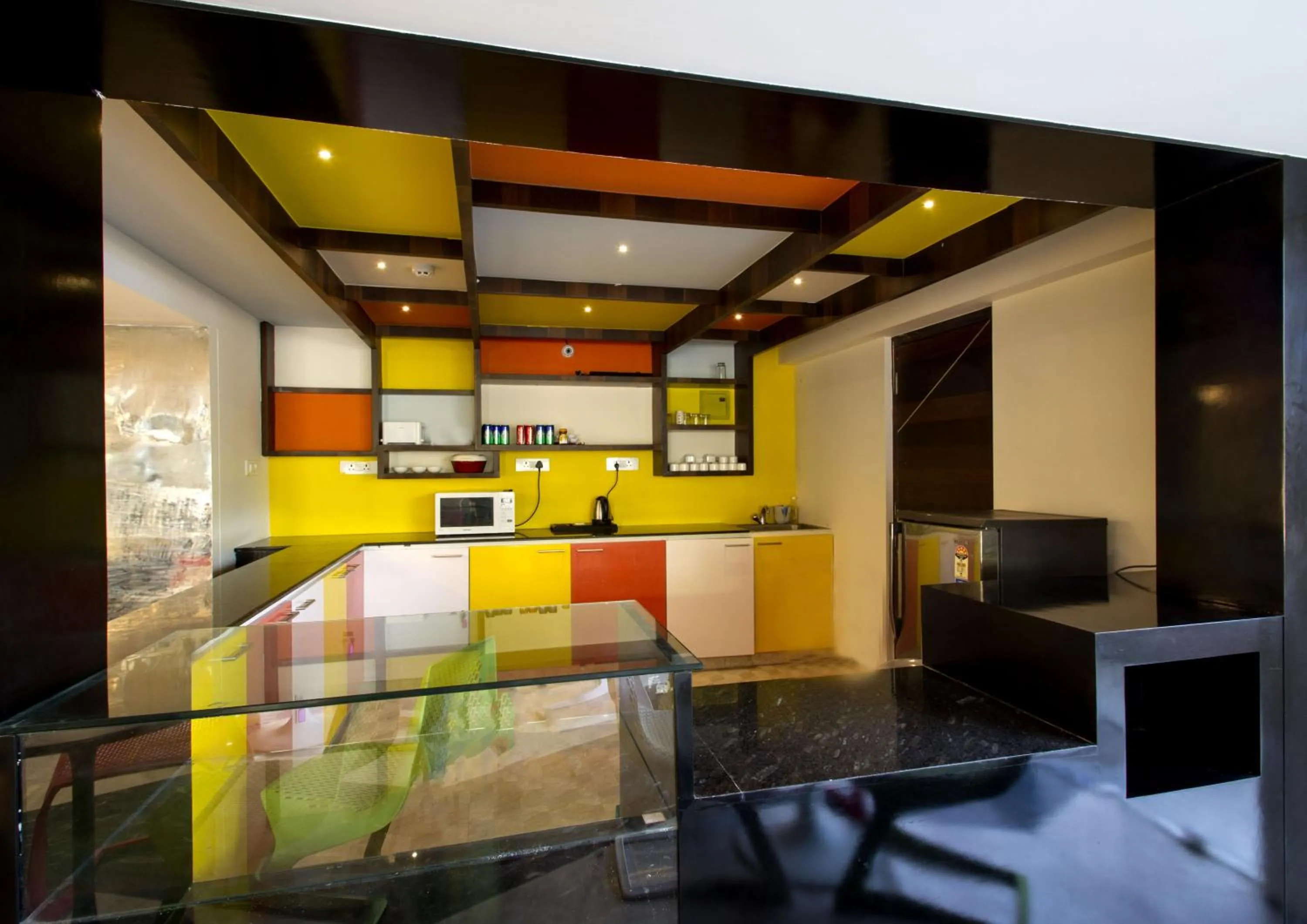 Communal kitchen in Art Boutique Hotel Gachibowli