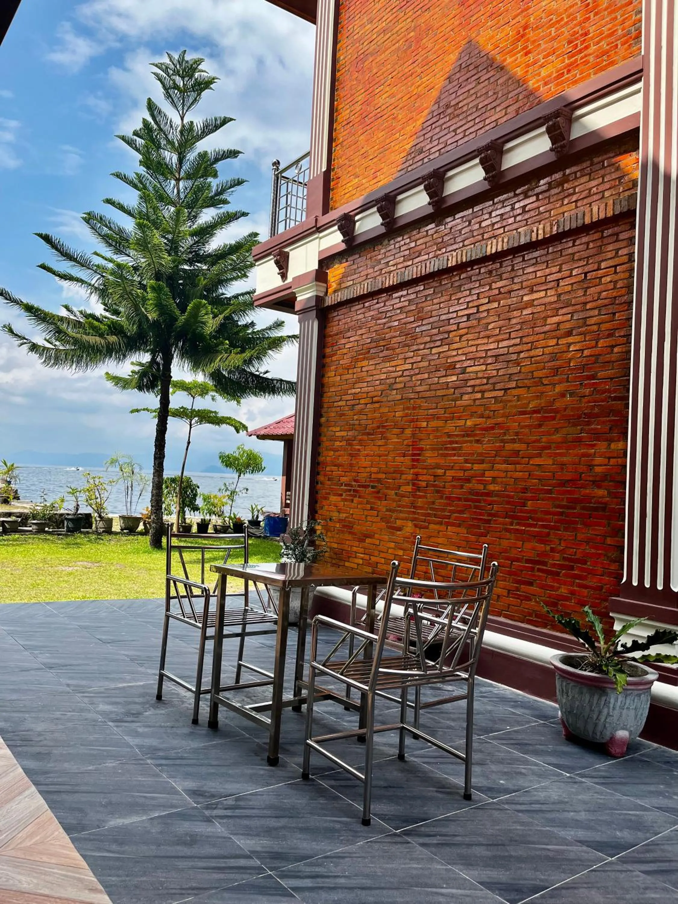 Day in Gokhon Guest House