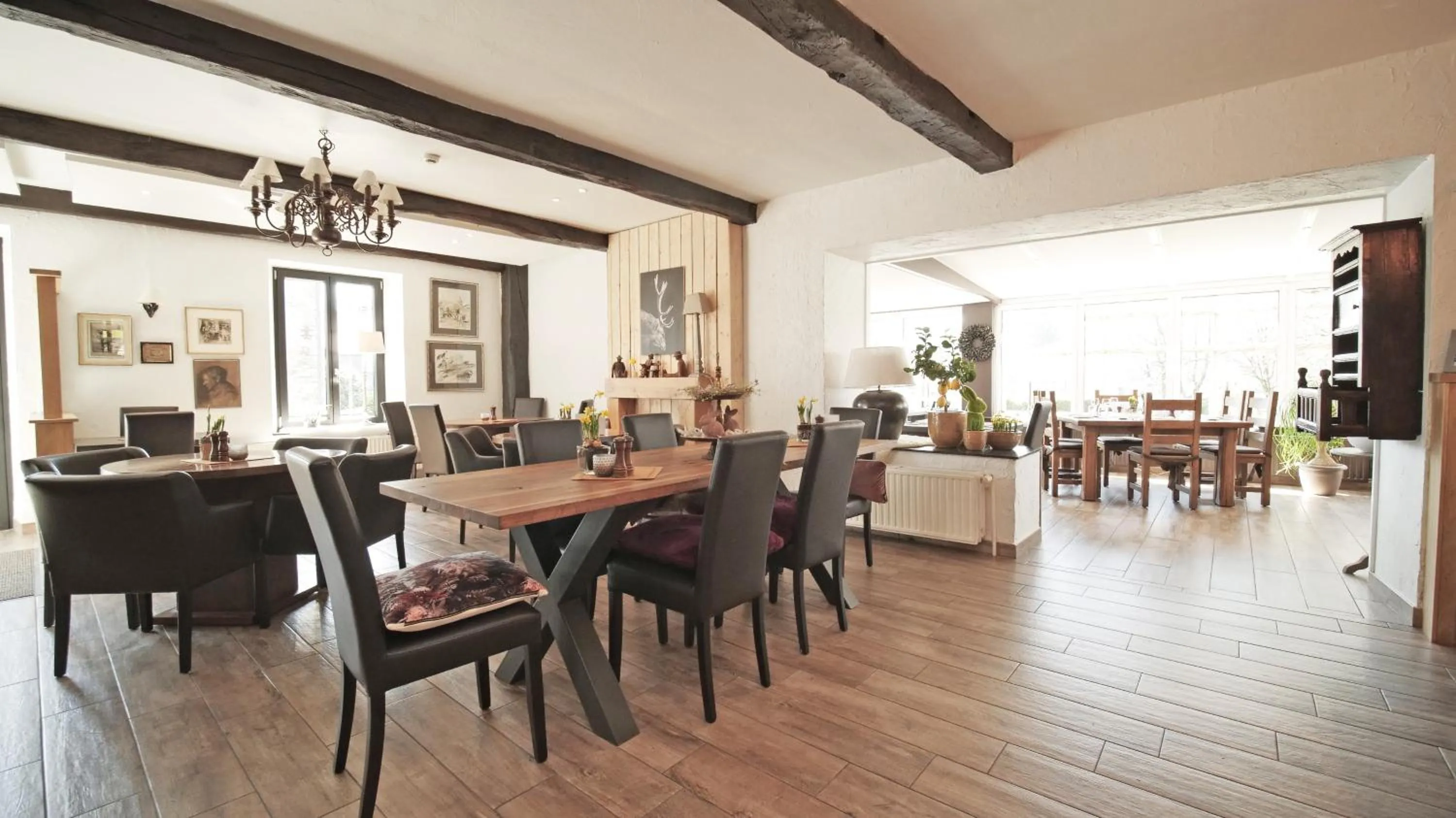 Restaurant/places to eat in Auberge la Hutte Lurette