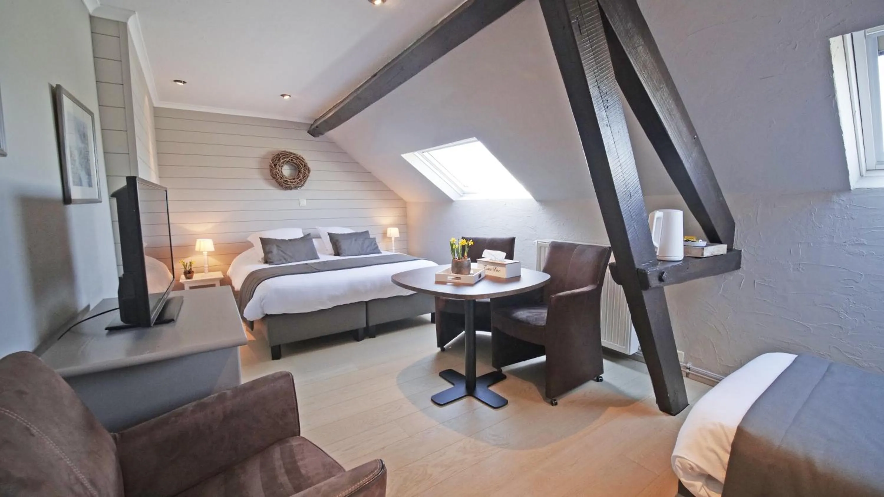 Bed in Auberge la Hutte Lurette