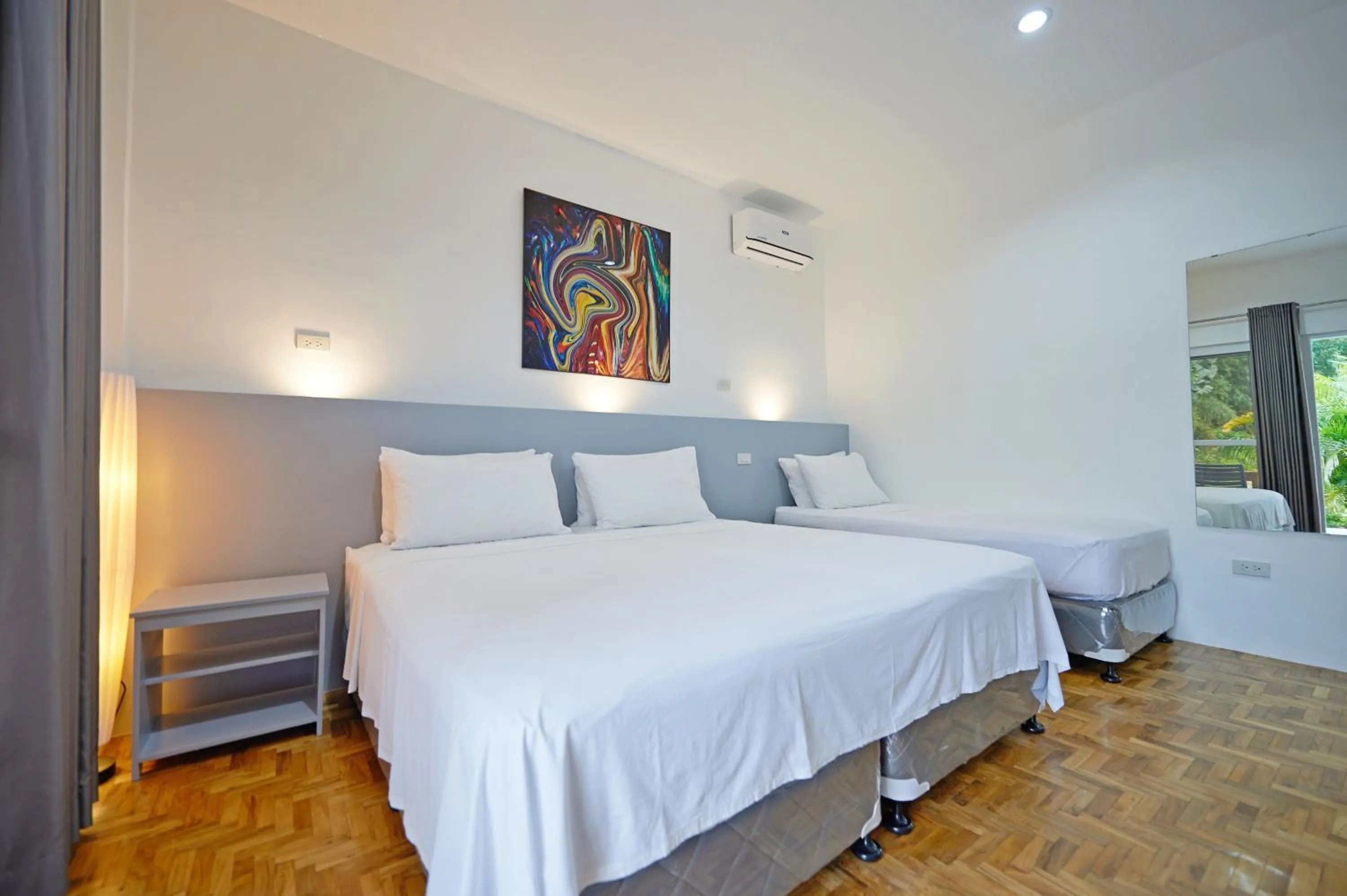 Photo of the whole room, Bed in Garden Bungalows Resort