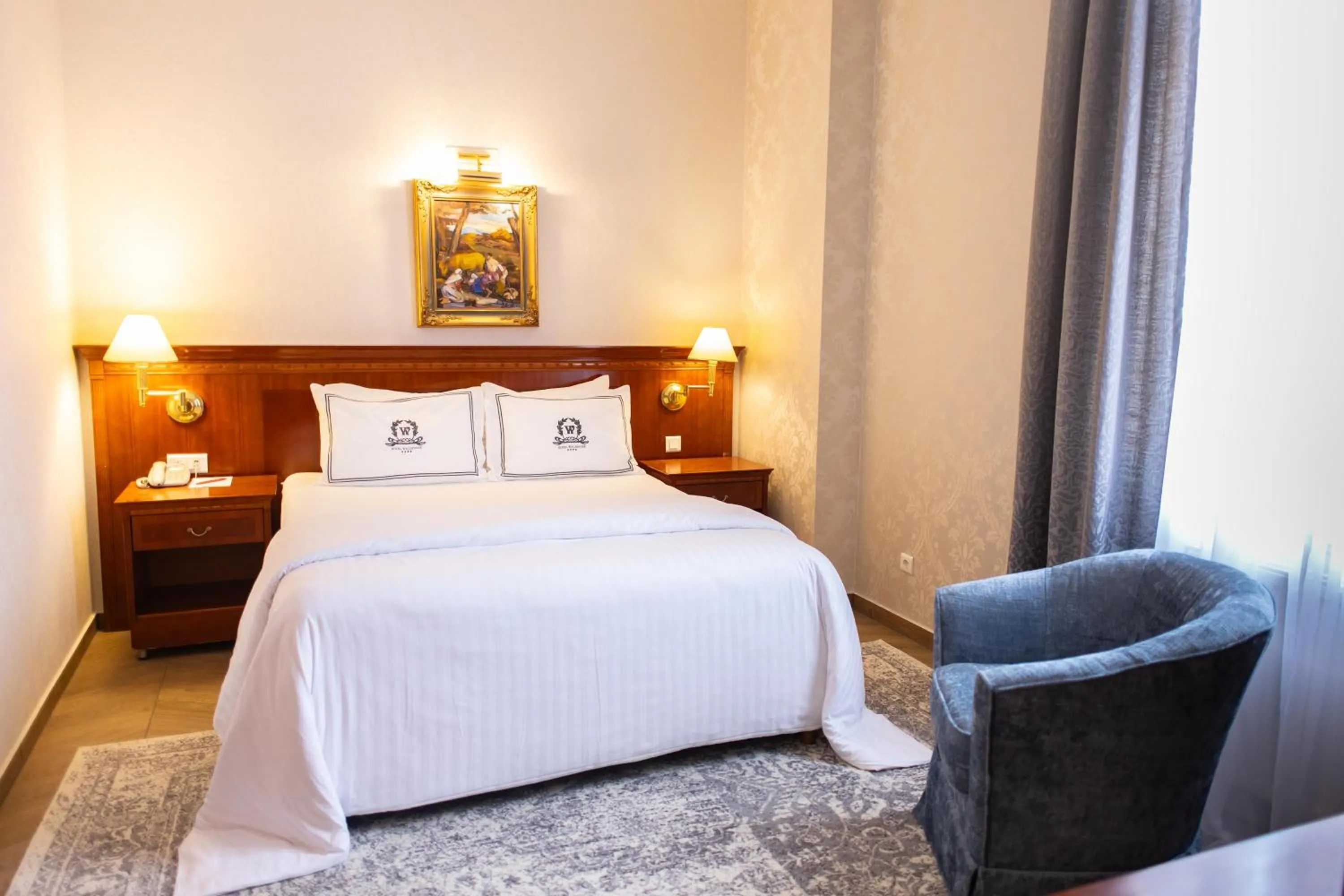 Bed in Hotel Waldinger