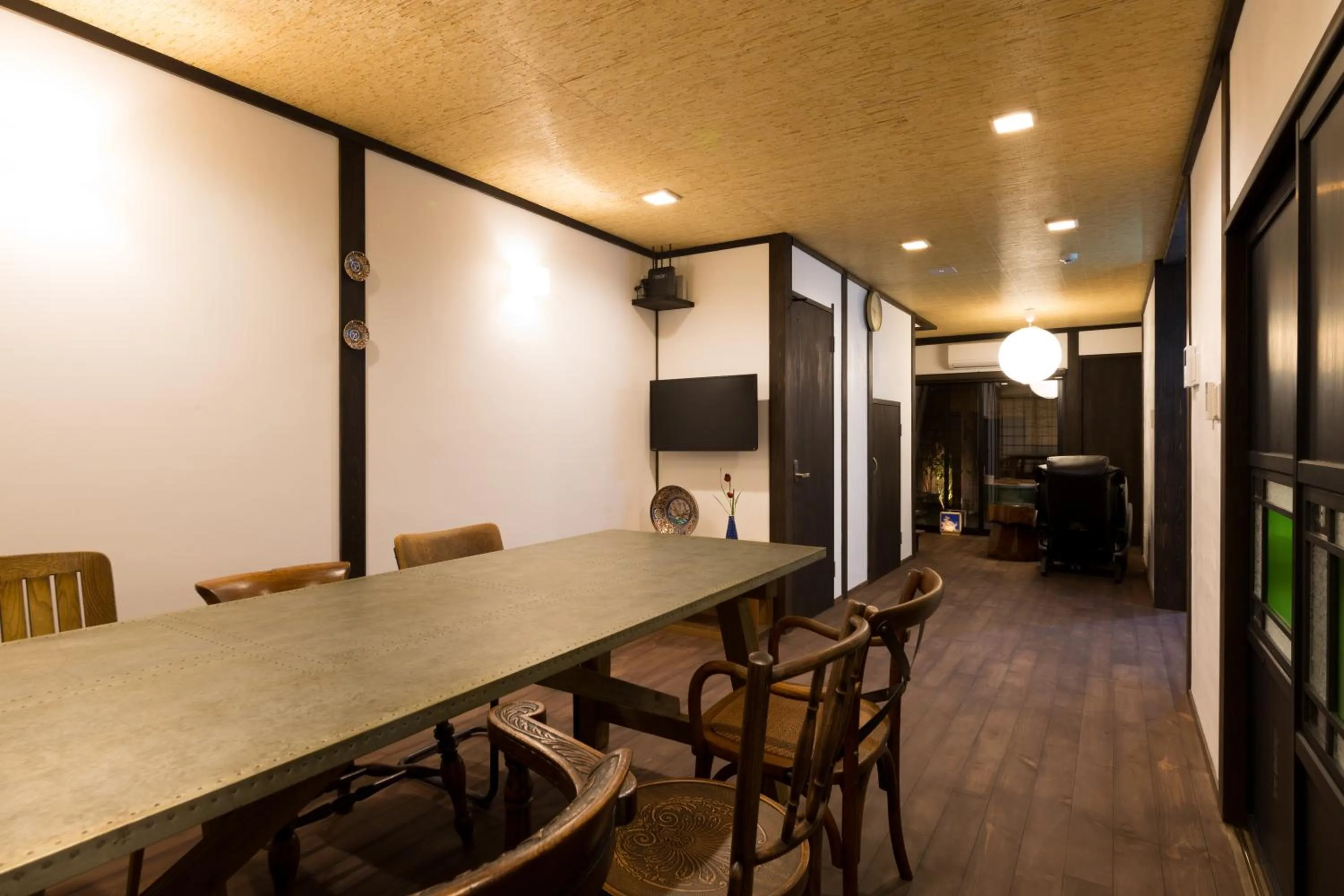 Dining area in Kyotoya Tsuki no Yu Bettei