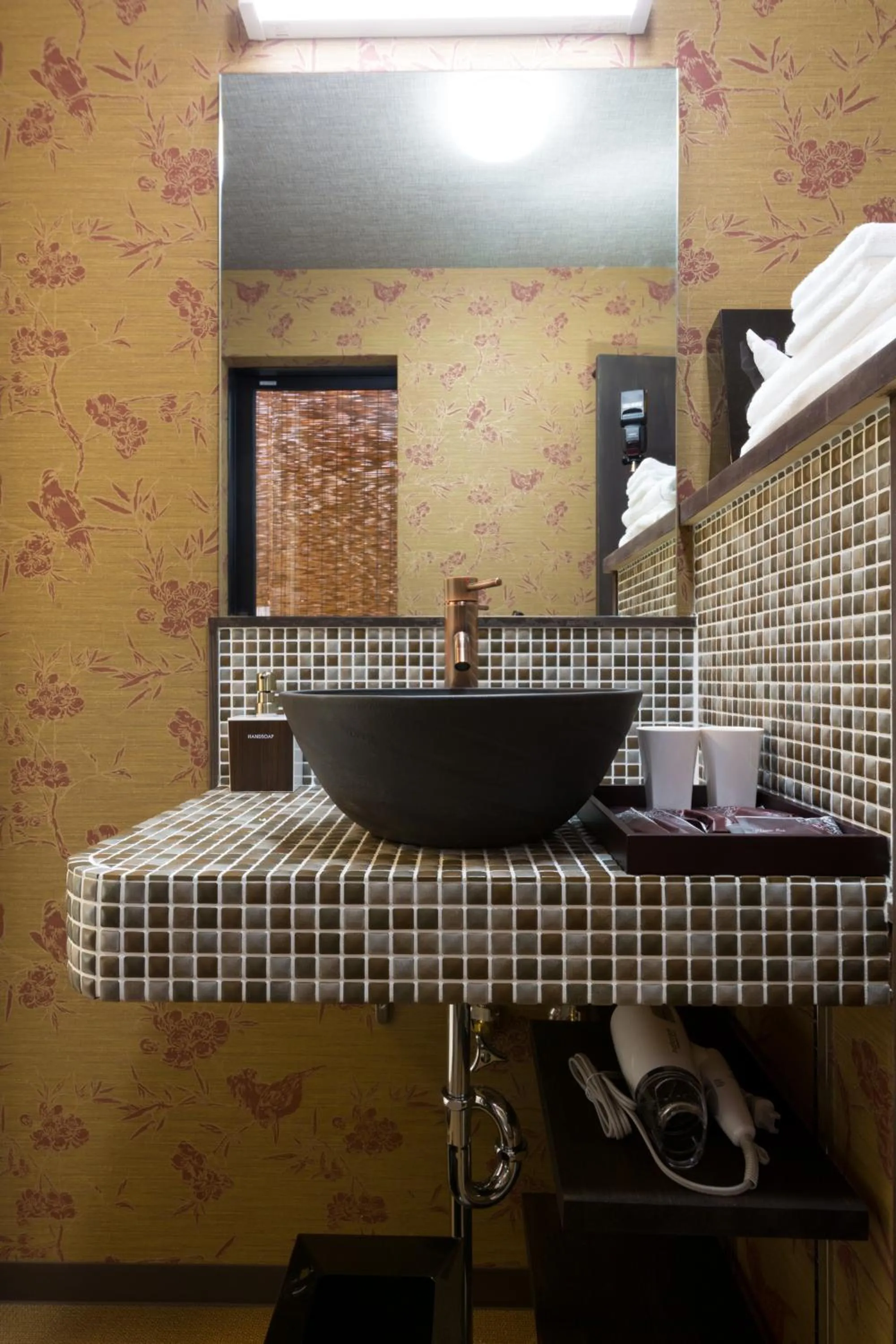 Bathroom in Kyotoya Tsuki no Yu Bettei