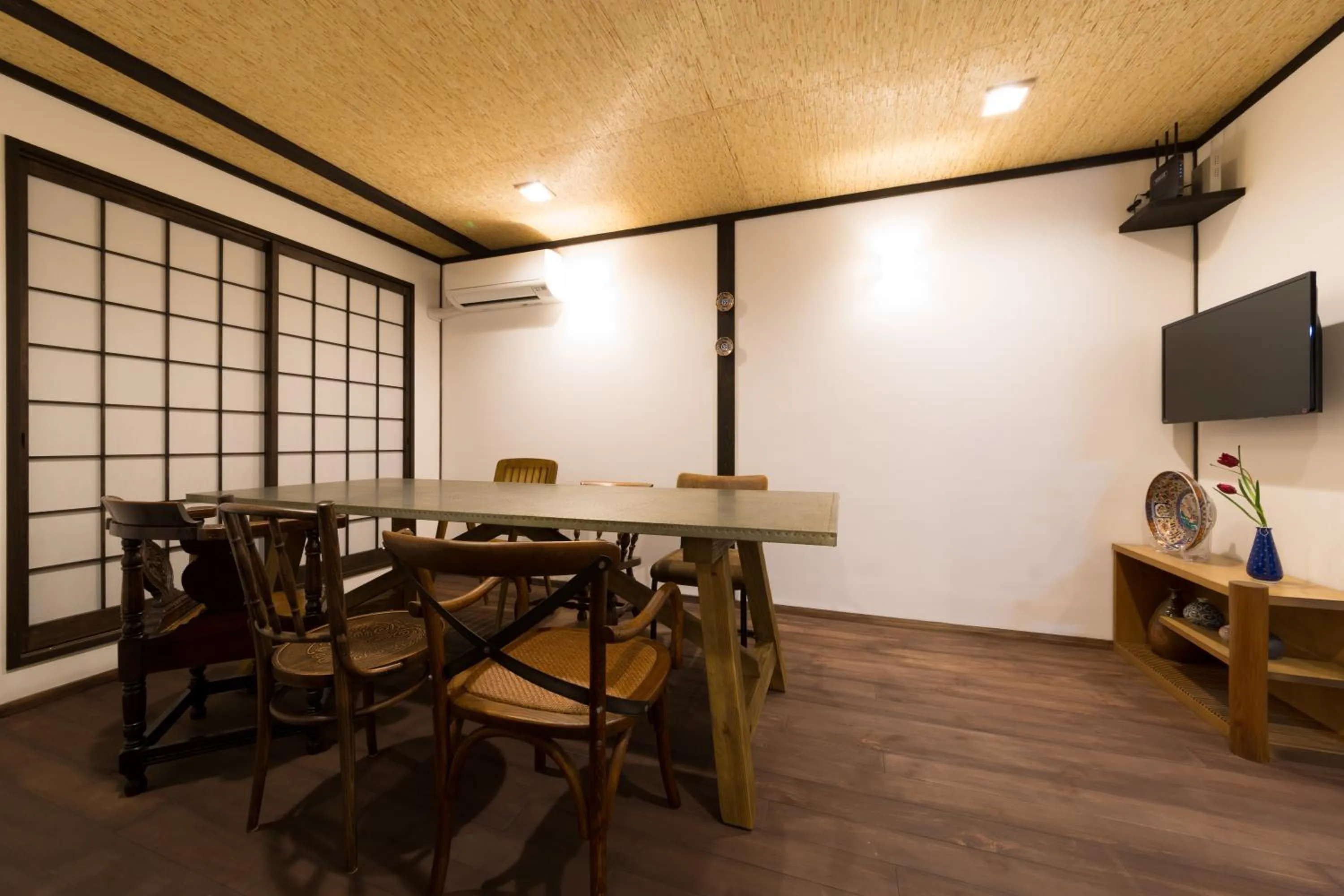 Dining area in Kyotoya Tsuki no Yu Bettei