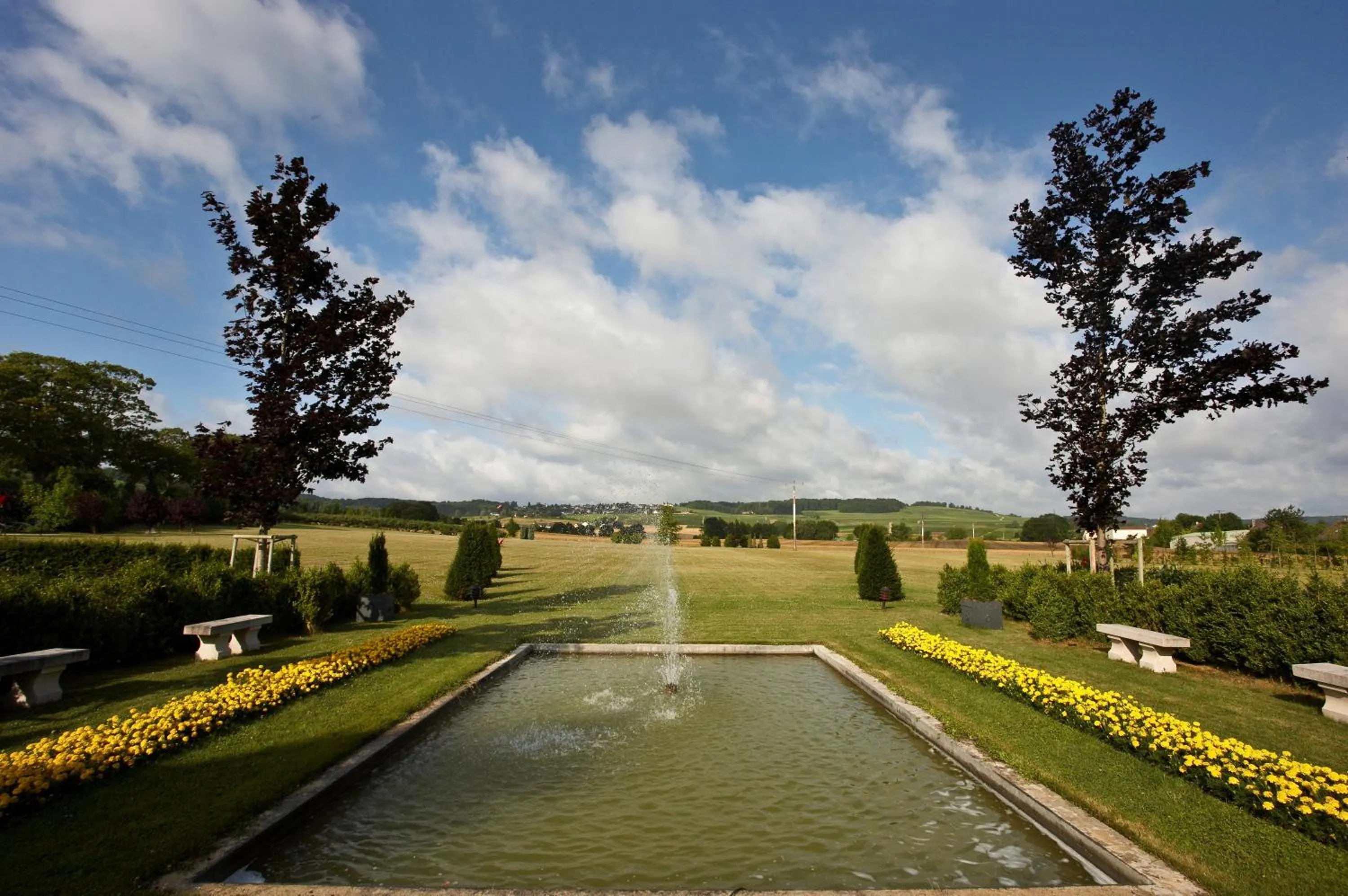 Garden in Briqueterie Champagne, A Beauvallon Hotel & Spa