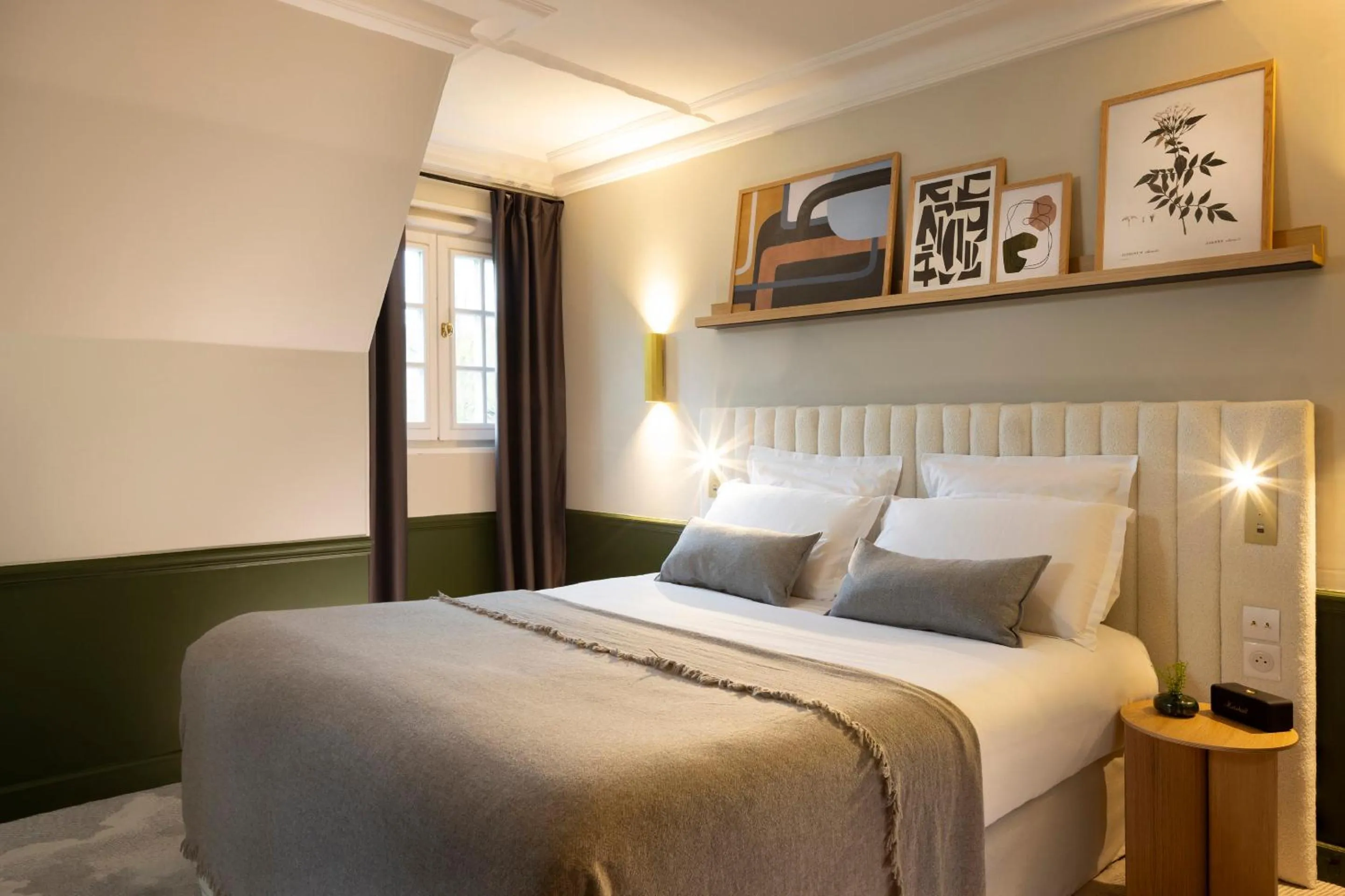 Bed in Briqueterie Champagne, A Beauvallon Hotel & Spa