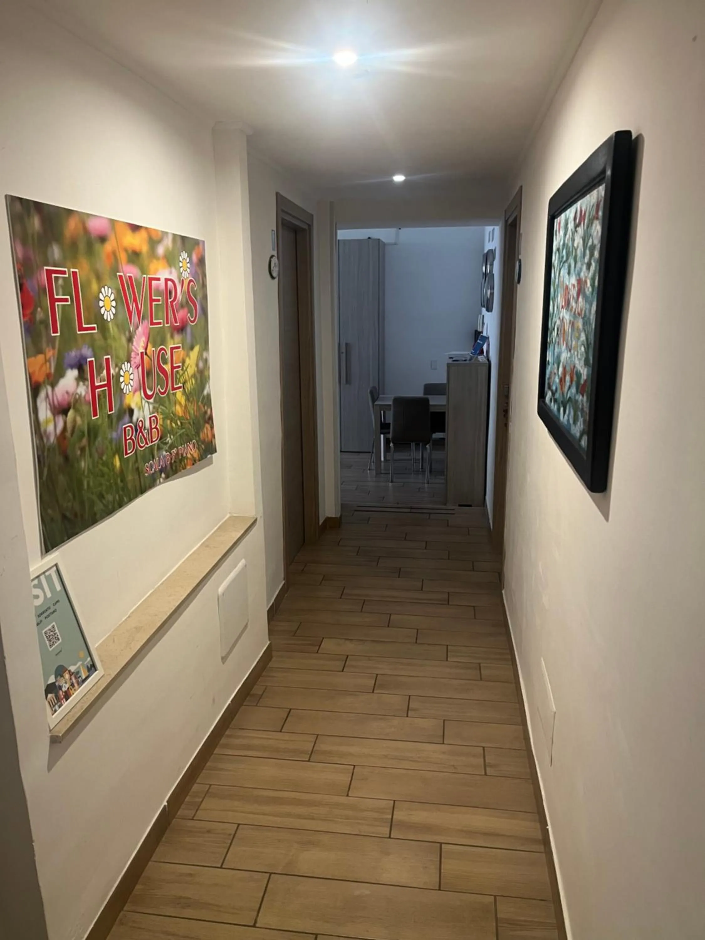 Decorative detail in B&B Flower's House