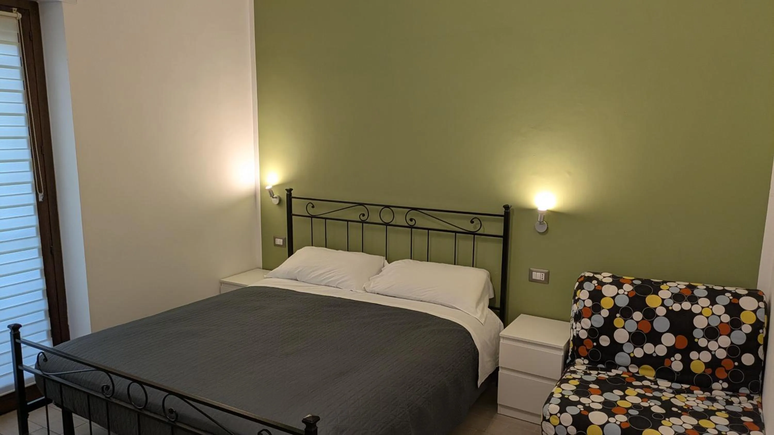 Bed in Bonsai Bed & Breakfast