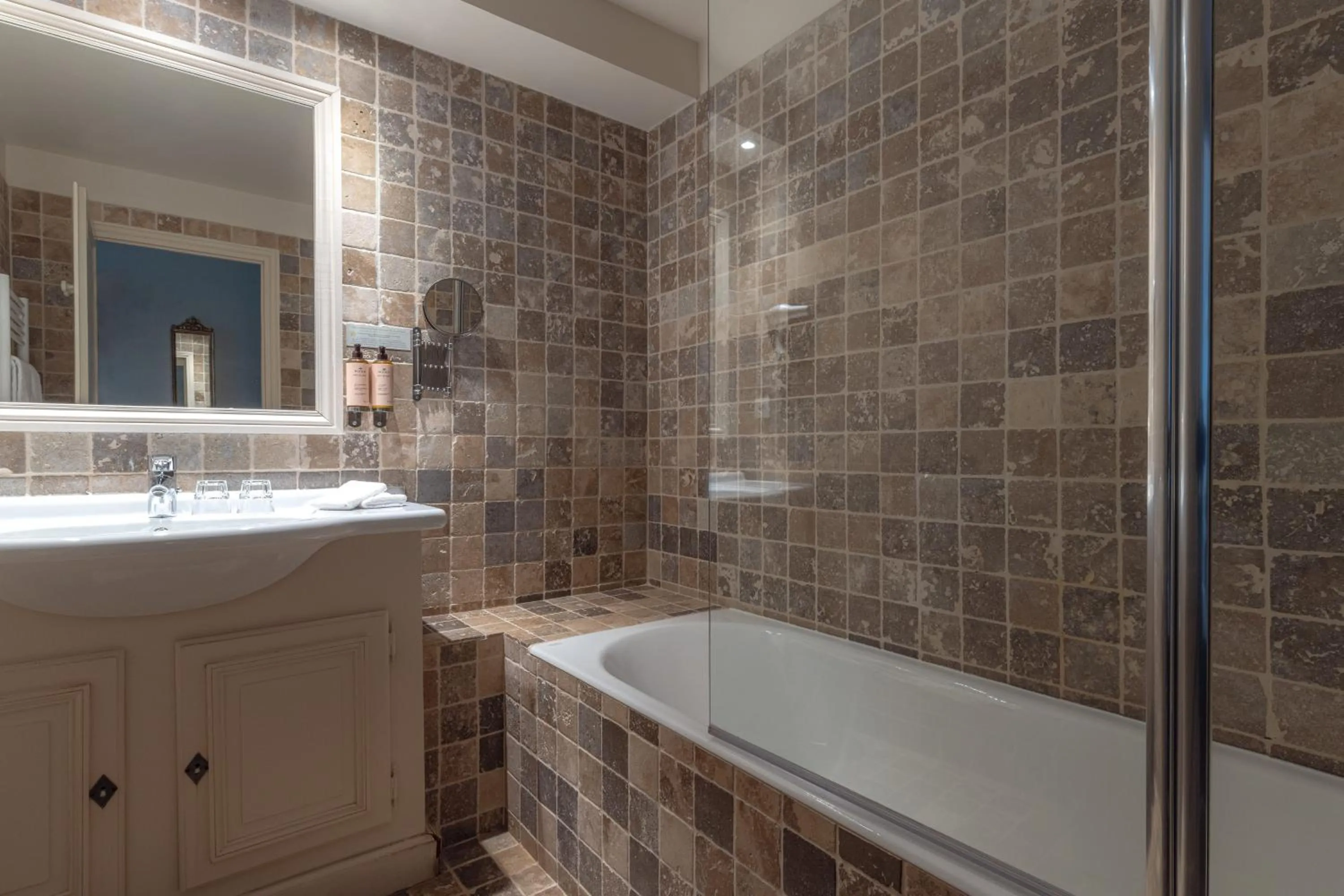 Bath in Le Château d'Etoges - Champagne