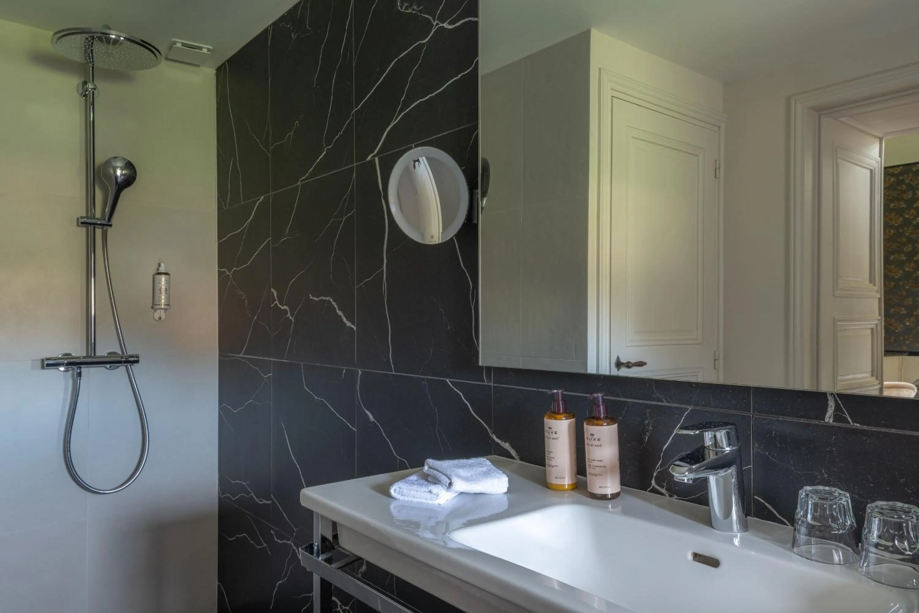 Bathroom in Le Château d'Etoges - Champagne