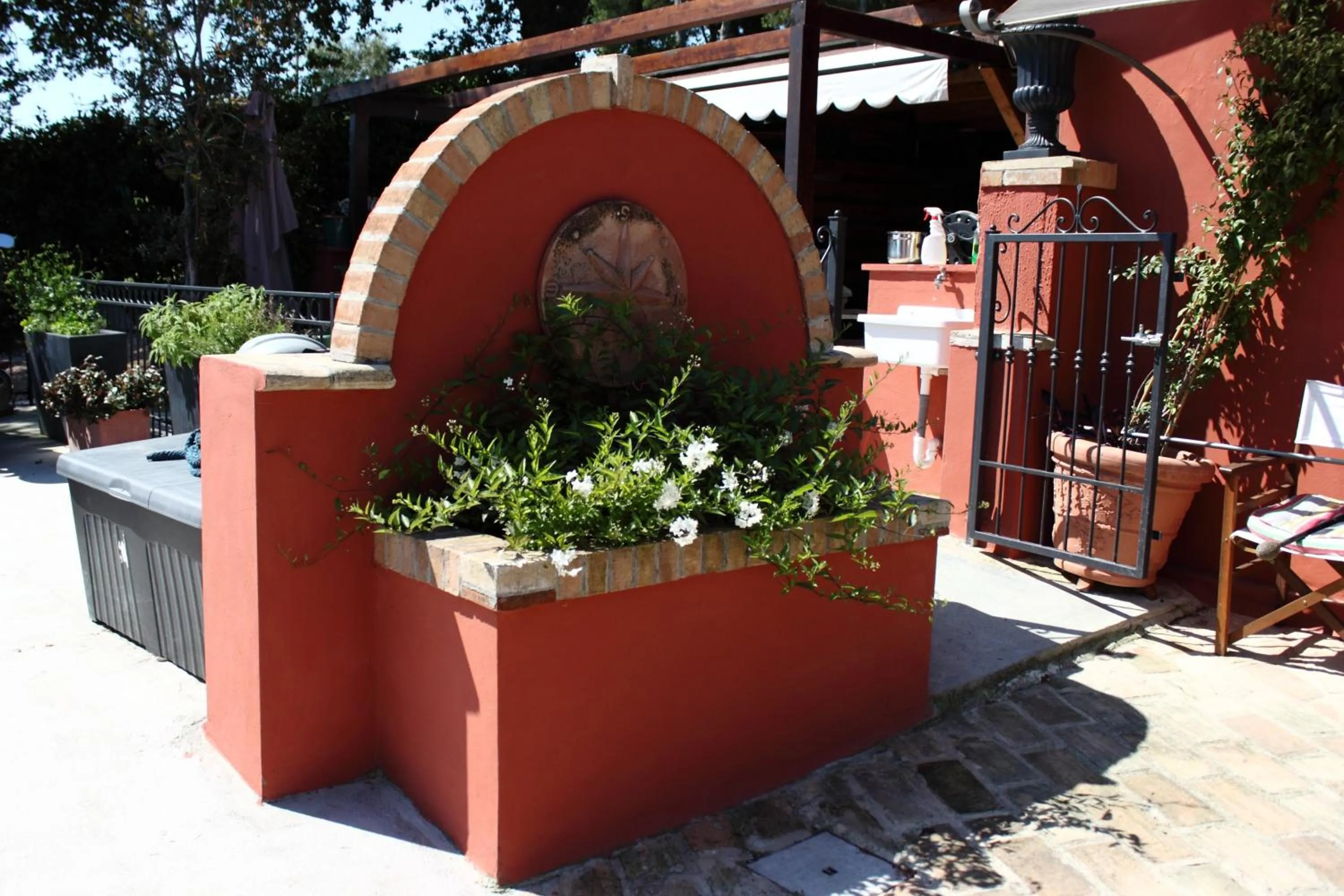 Decorative detail in B&B La Casa di Era