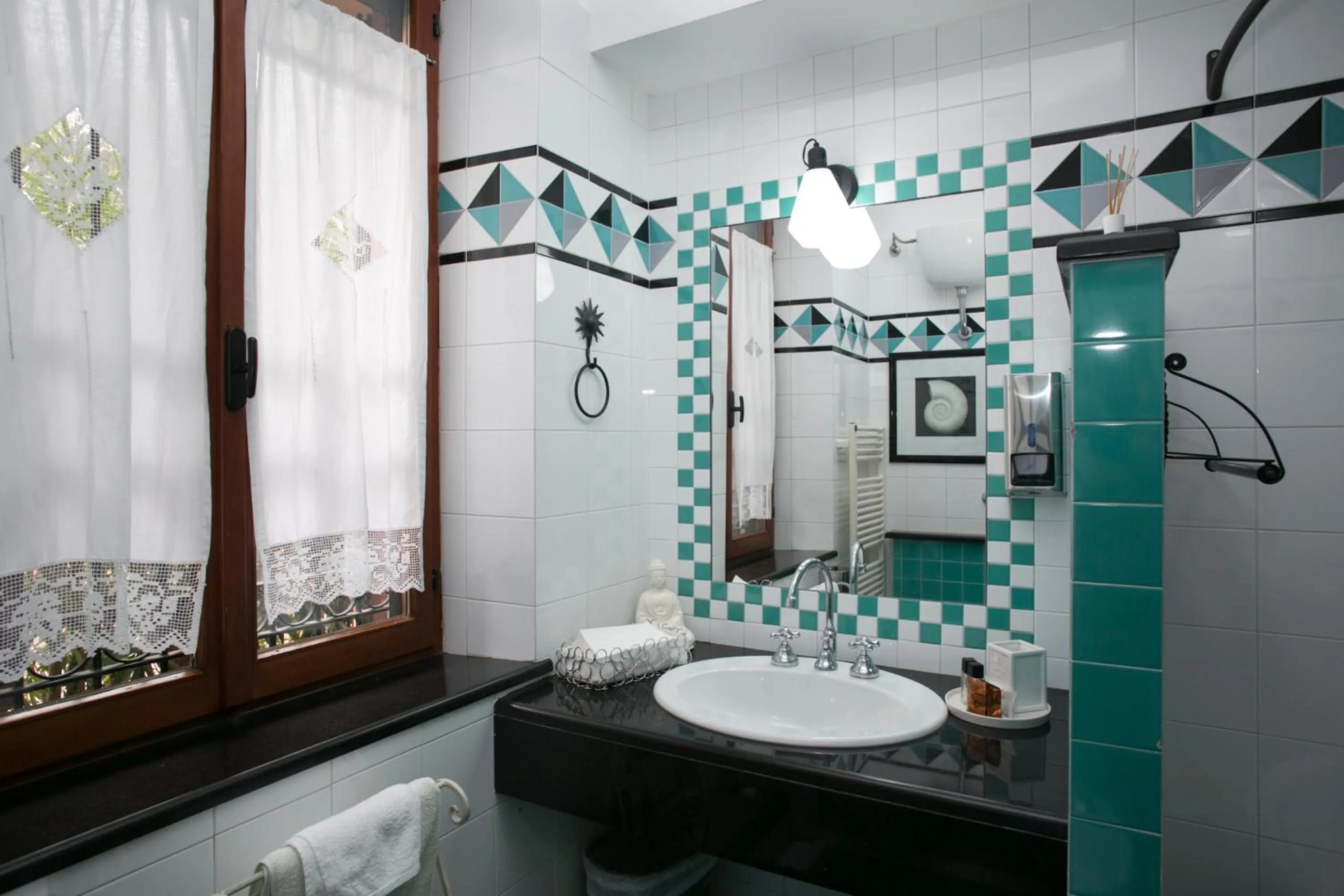 Bathroom in B&B La Casa di Era