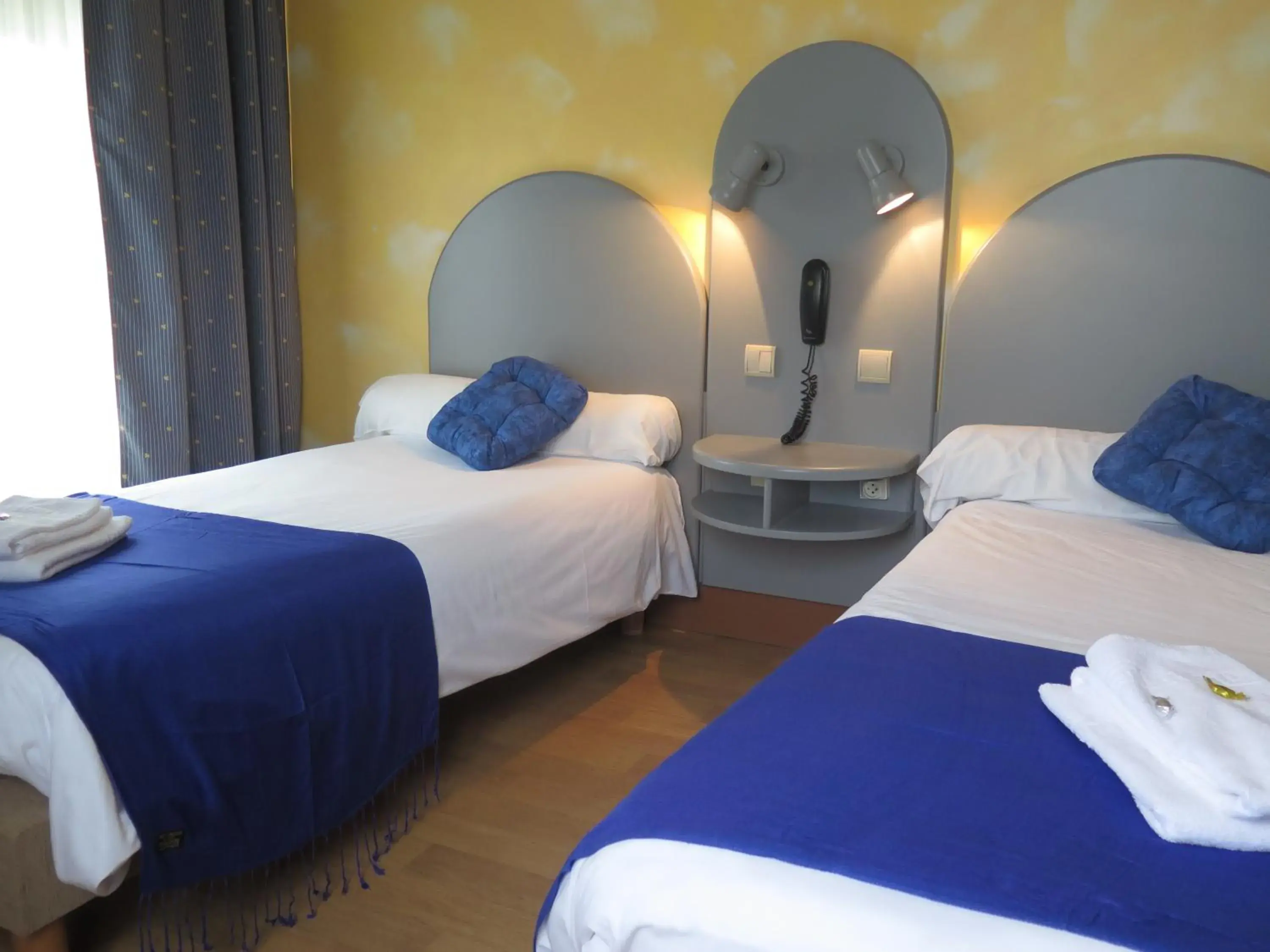 Twin Room in Auberge de Moussy proche Épernay Twin Room in Auberge de Moussy proche Épernay