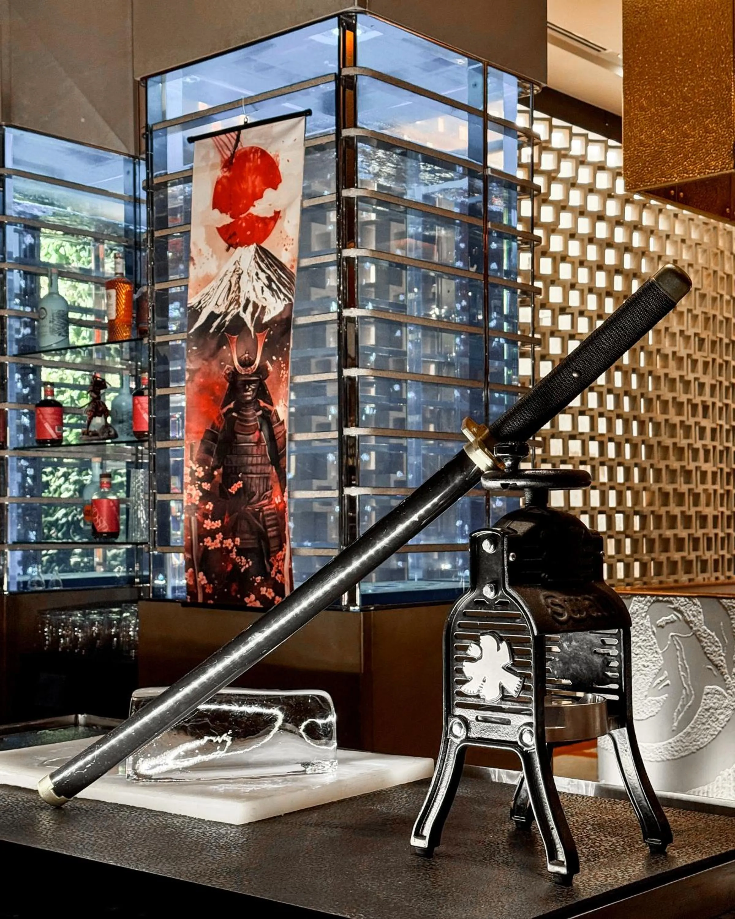 Restaurant/places to eat in Four Seasons Hotel Kuwait at Burj Alshaya