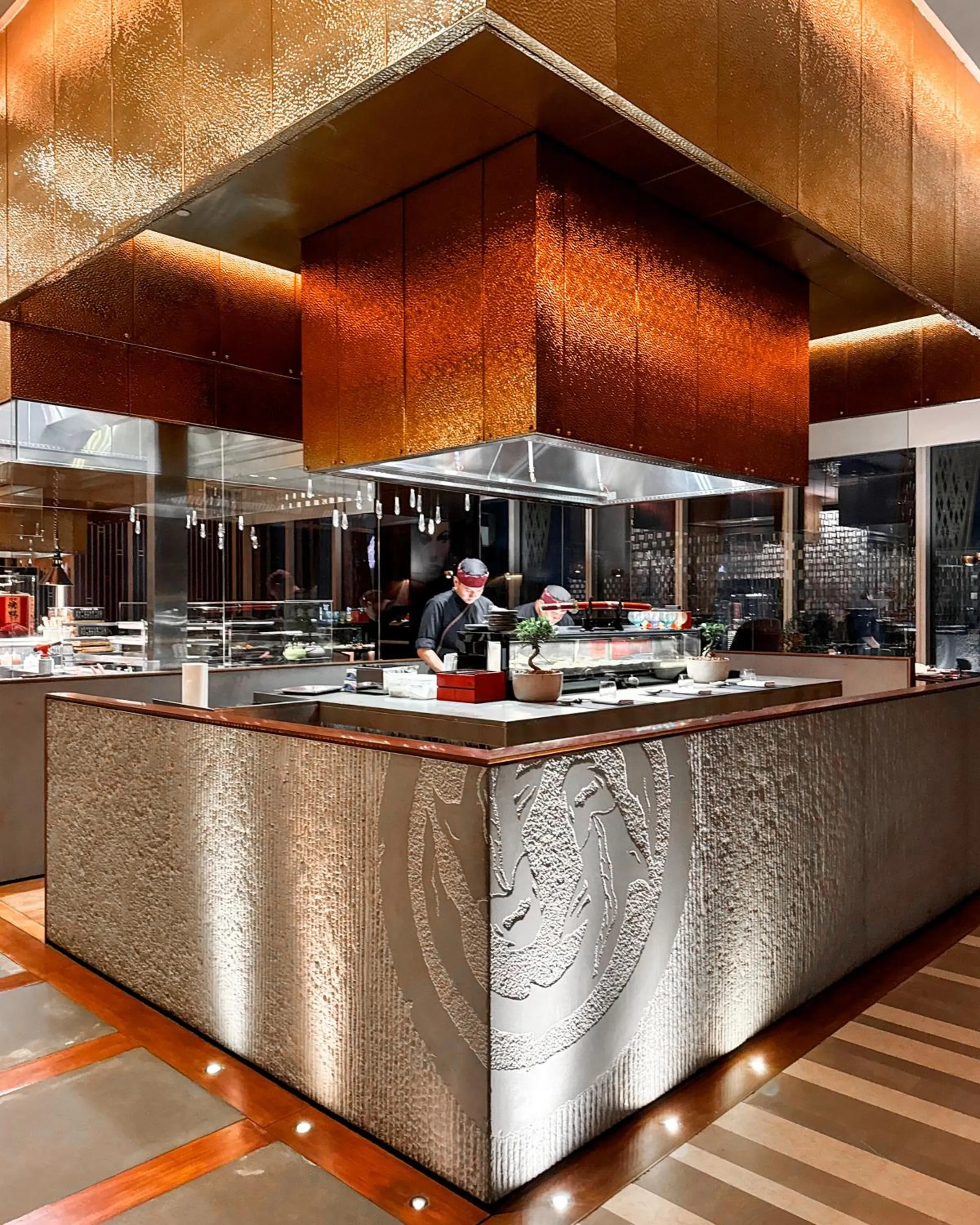 Restaurant/places to eat in Four Seasons Hotel Kuwait at Burj Alshaya