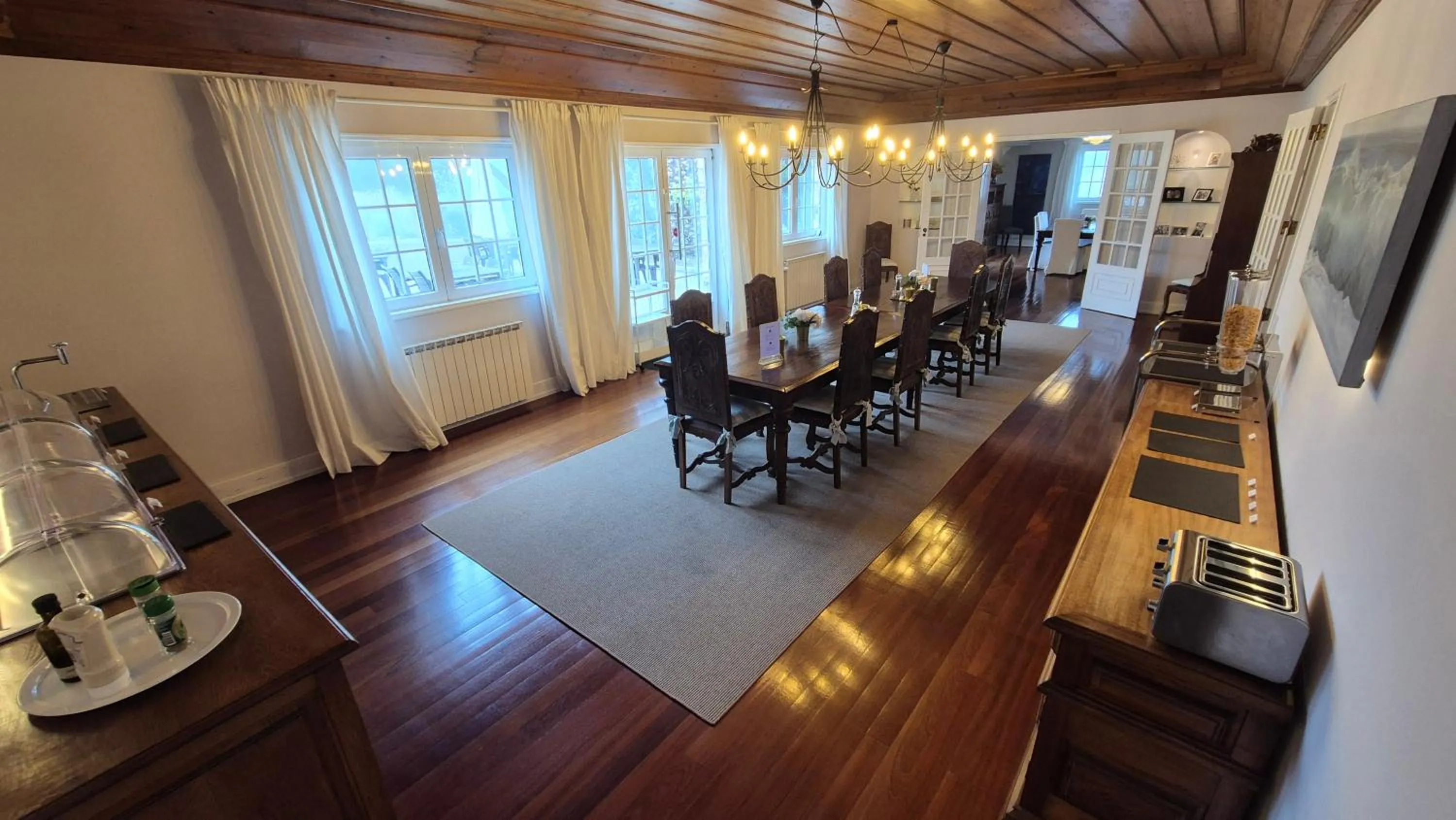 Breakfast in Quinta do Cabo Guesthouse