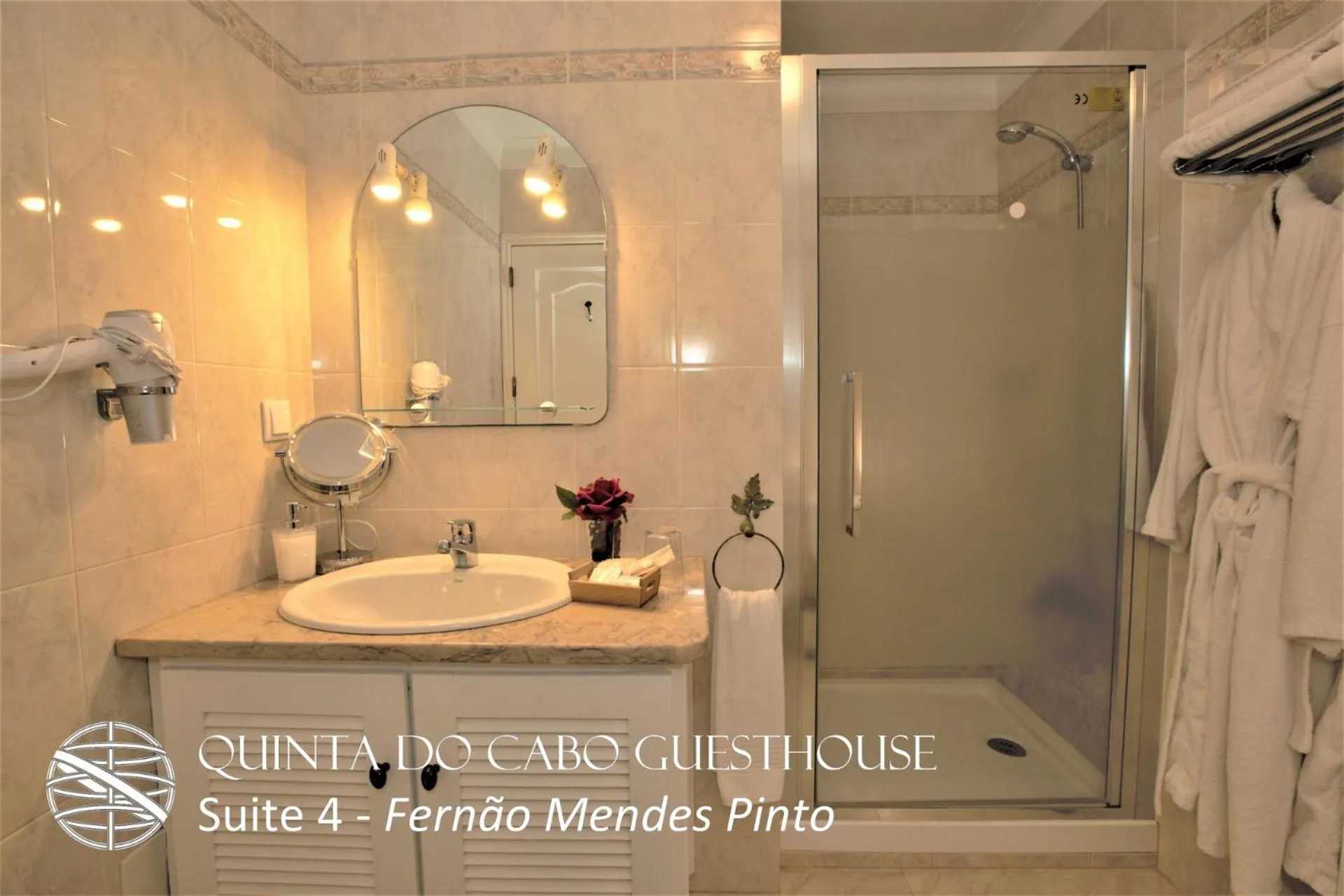 Bathroom in Quinta do Cabo Guesthouse