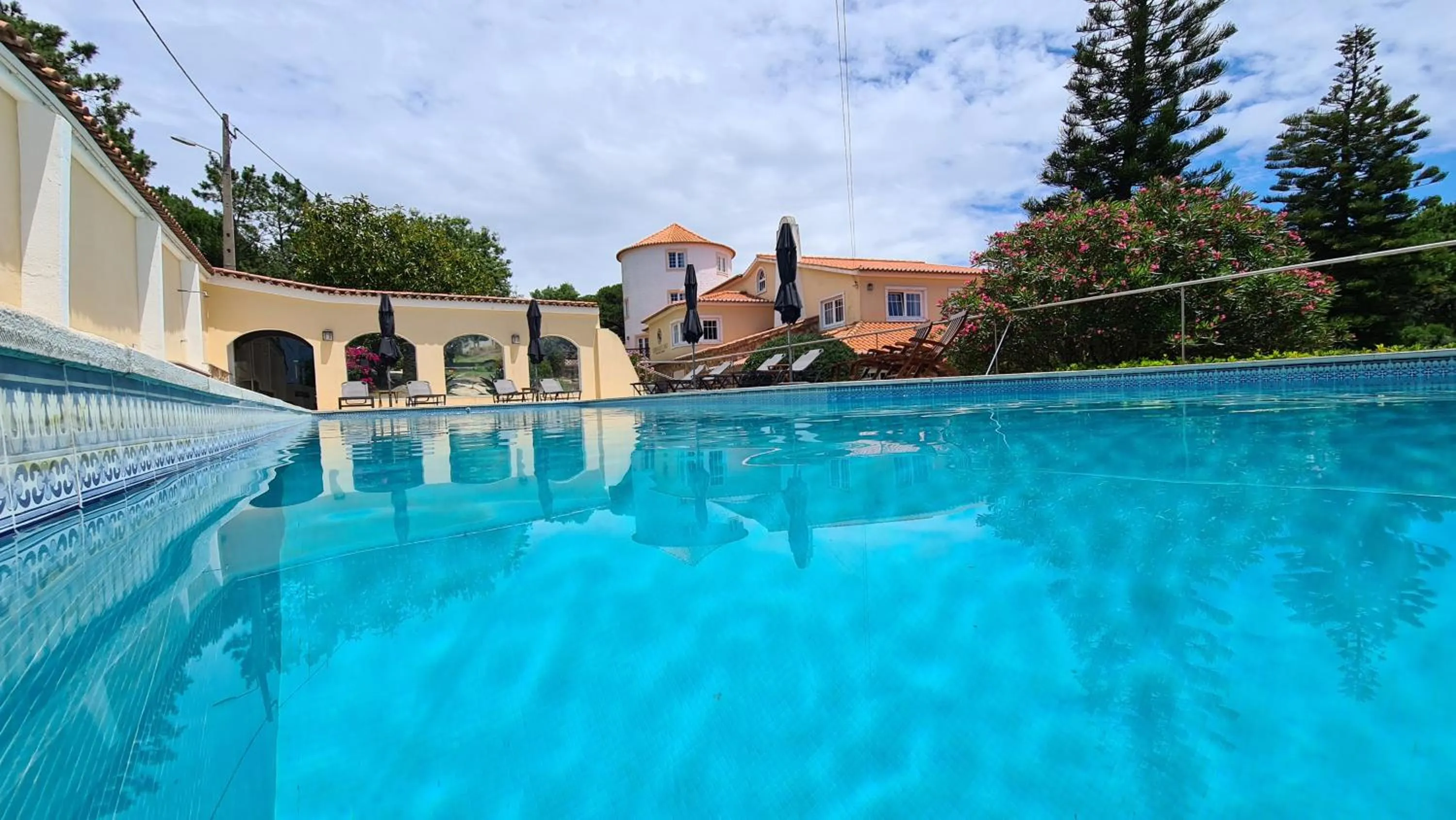 Swimming pool in Quinta do Cabo Guesthouse