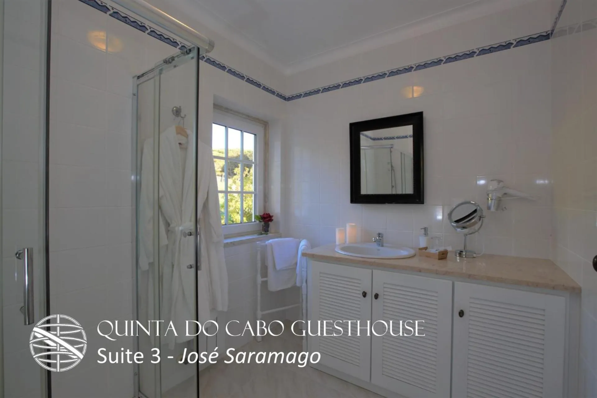Bathroom in Quinta do Cabo Guesthouse