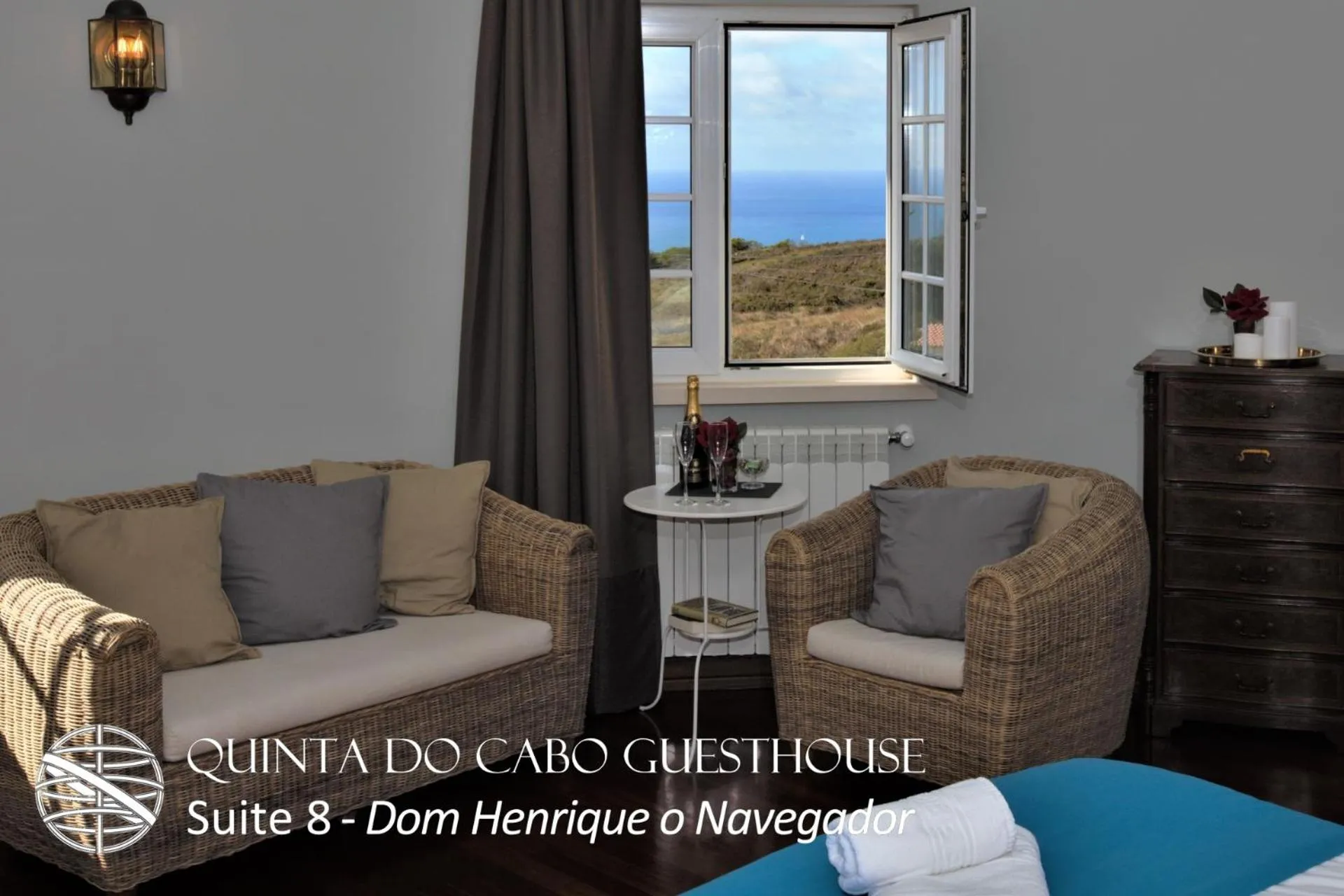 Seating area in Quinta do Cabo Guesthouse