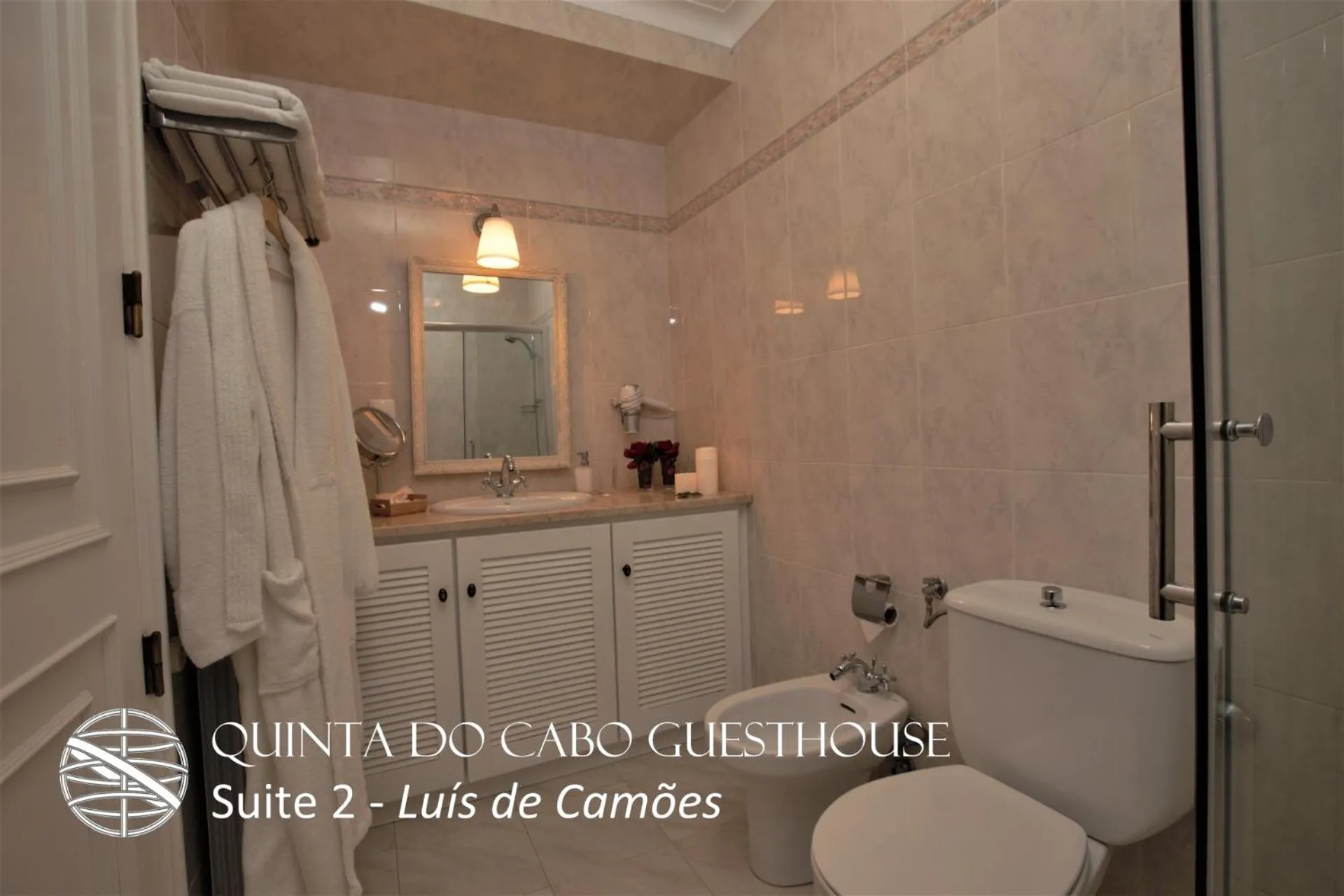 Shower in Quinta do Cabo Guesthouse