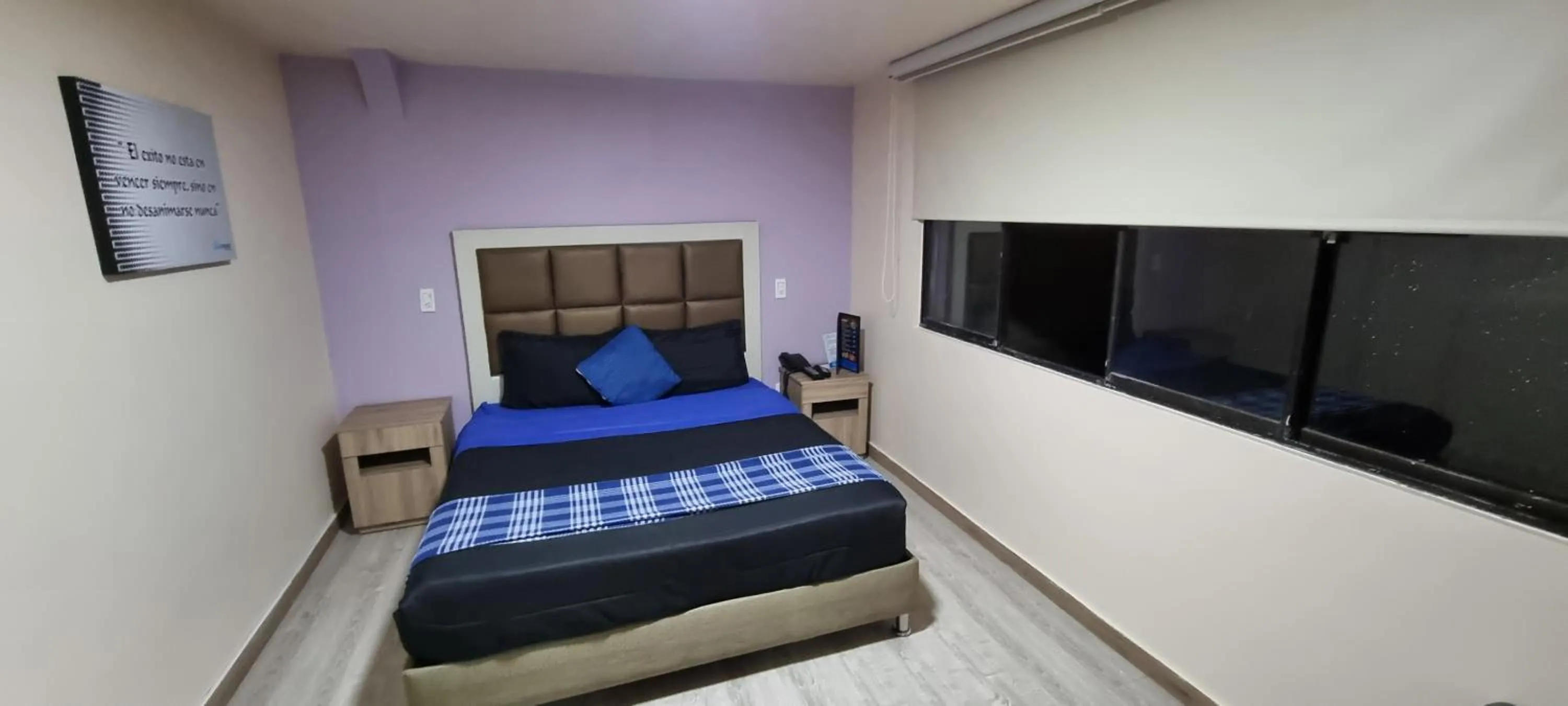 Photo of the whole room, Bed in Blue House Corferias
