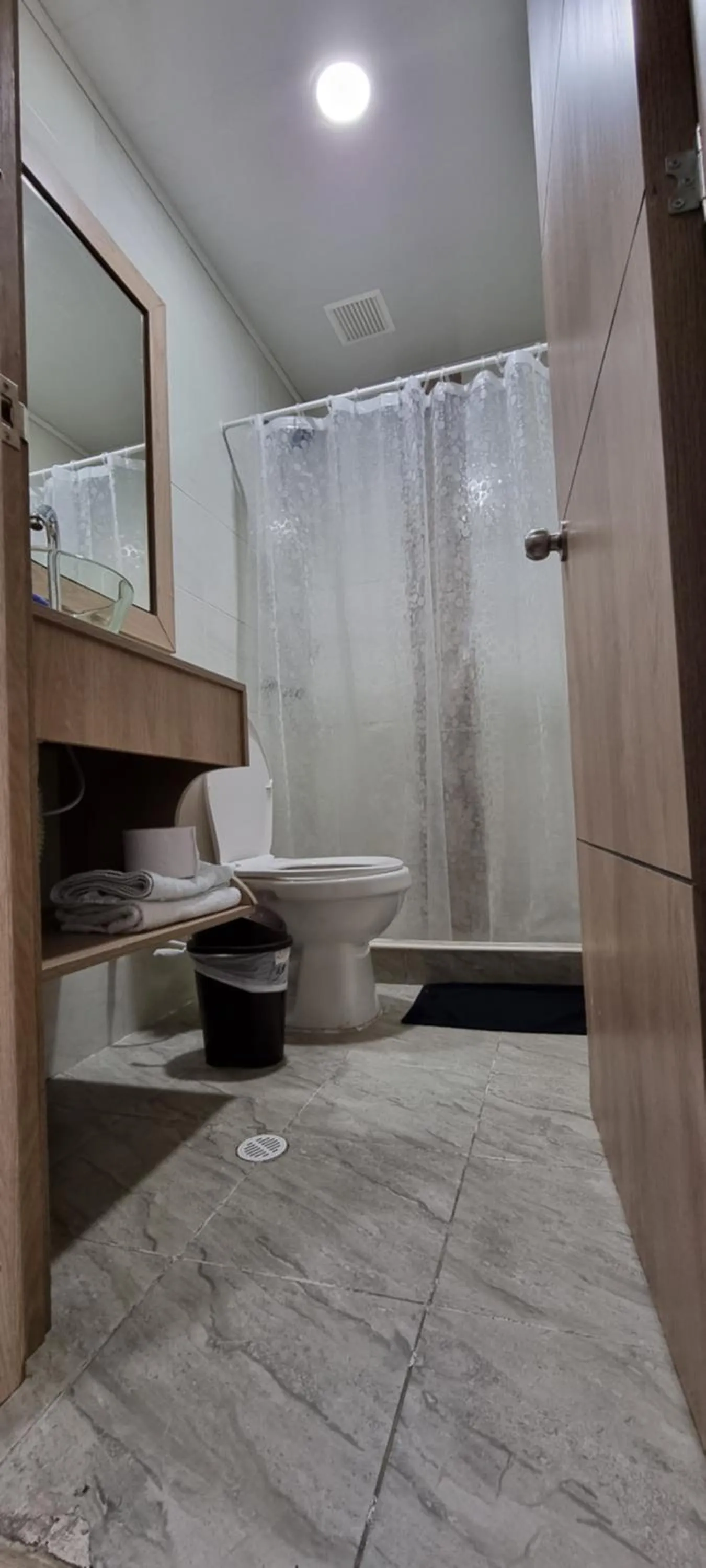 Shower in Blue House Corferias