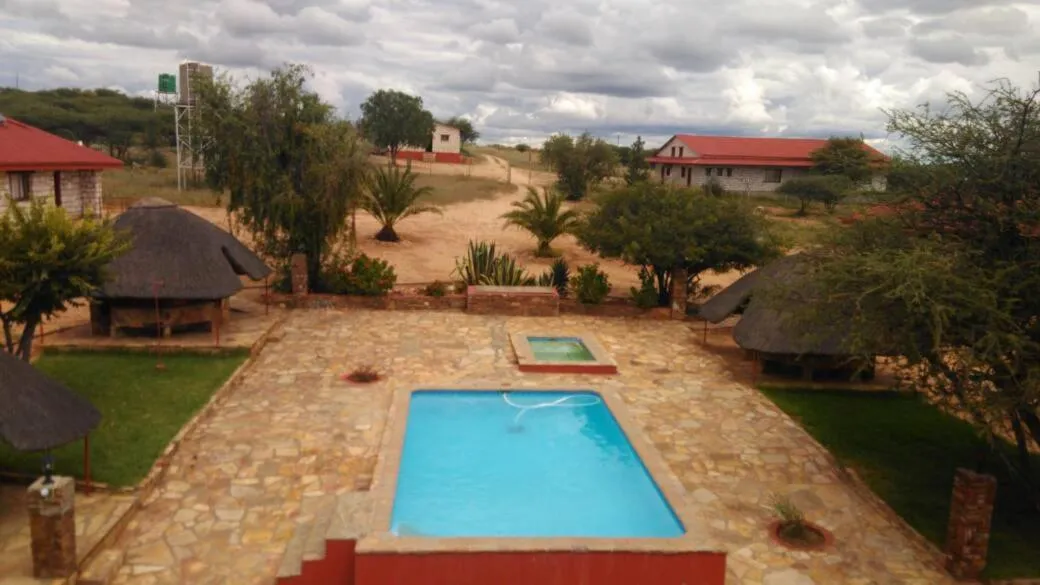 Swimming pool in Murangi Travel Lodge