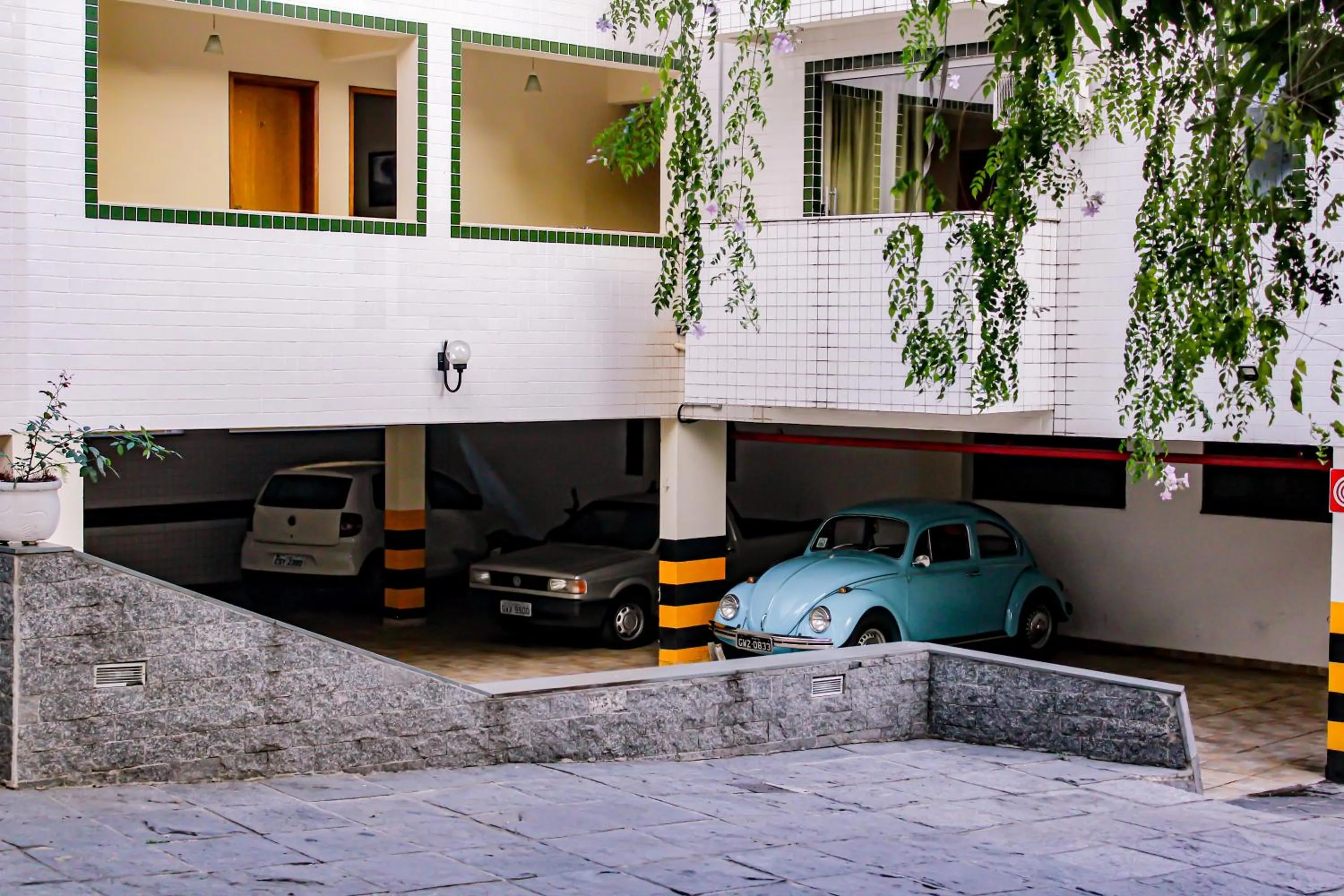 Property building in Hotel Primavera Betim