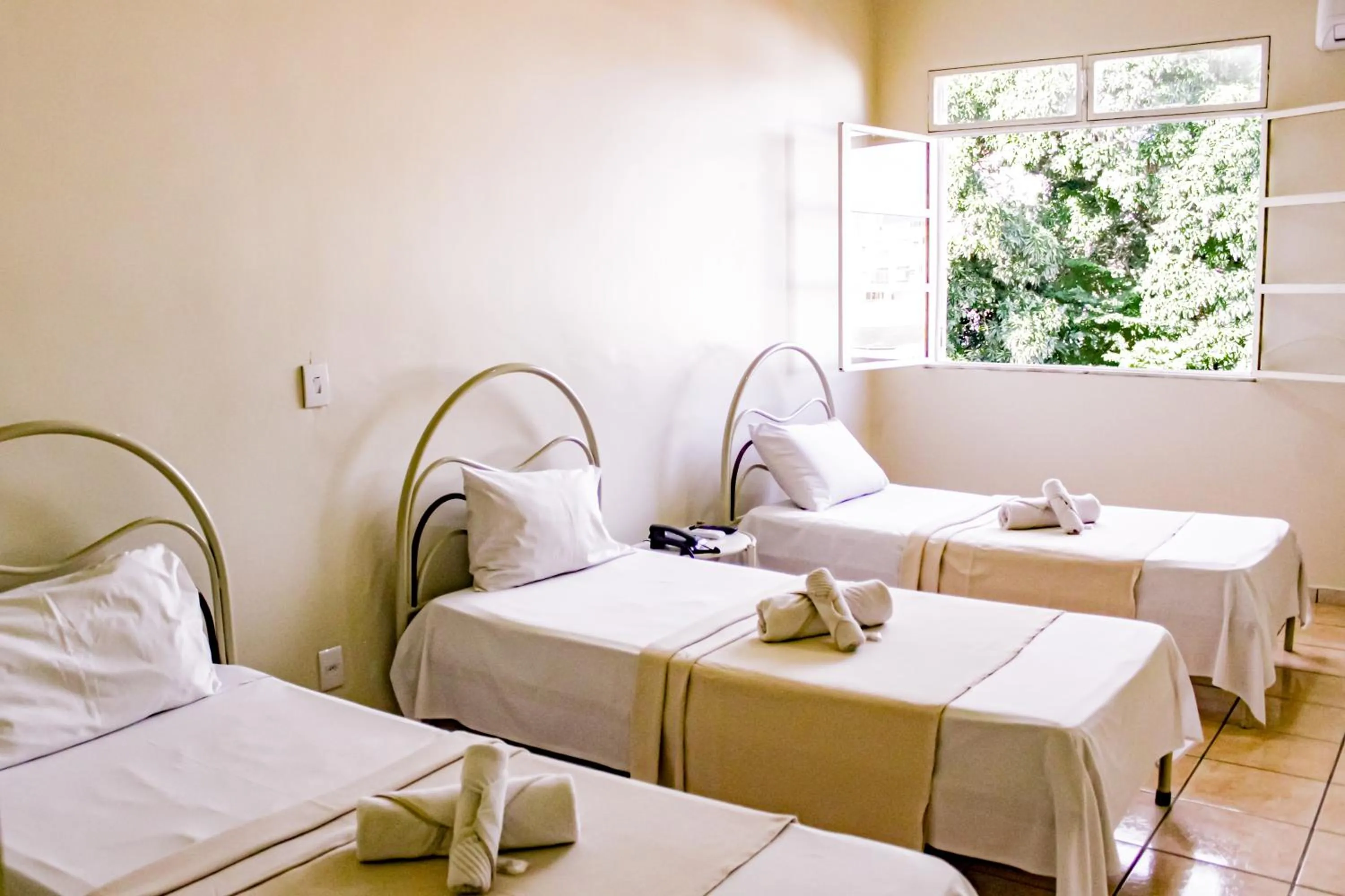 Bed in Hotel Primavera Betim