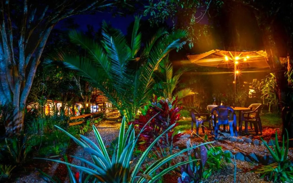 Night in Hotel La Casa de Francois